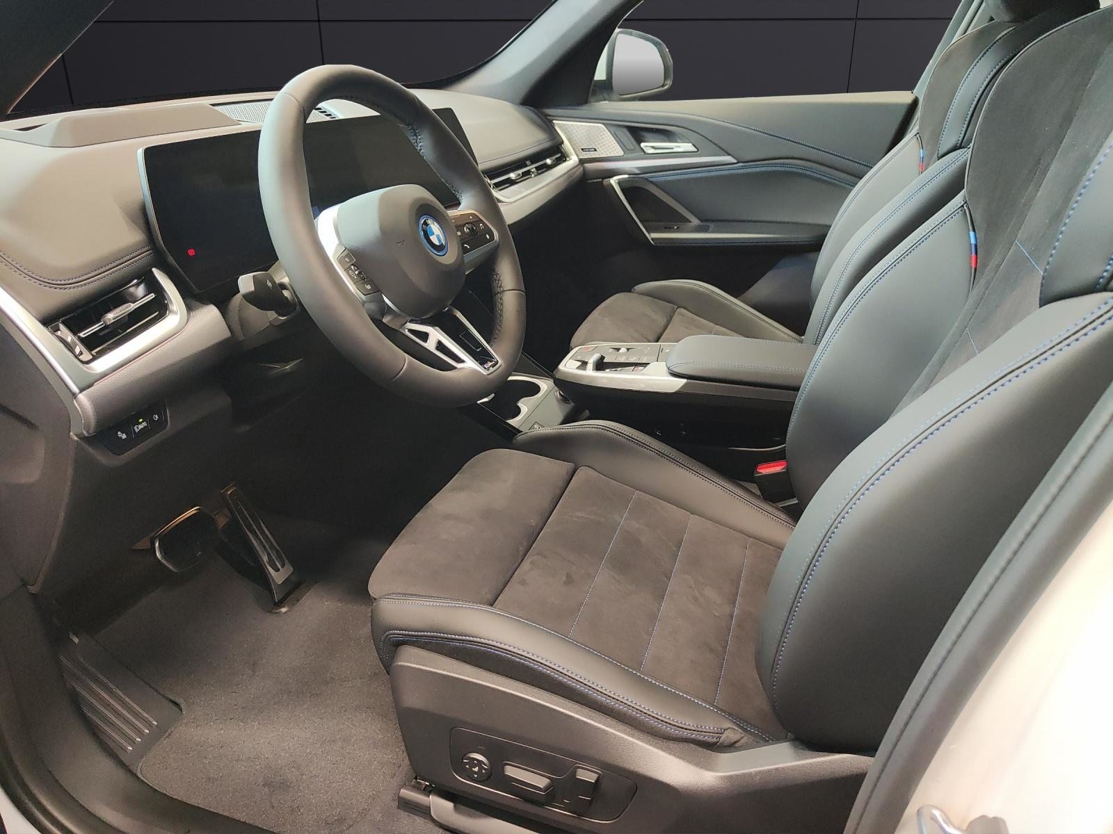 BMW X1 25e xDrive paddles, Plug-in-Hybrid Benzina/Elettrica, Auto nuove, Automatico - 2