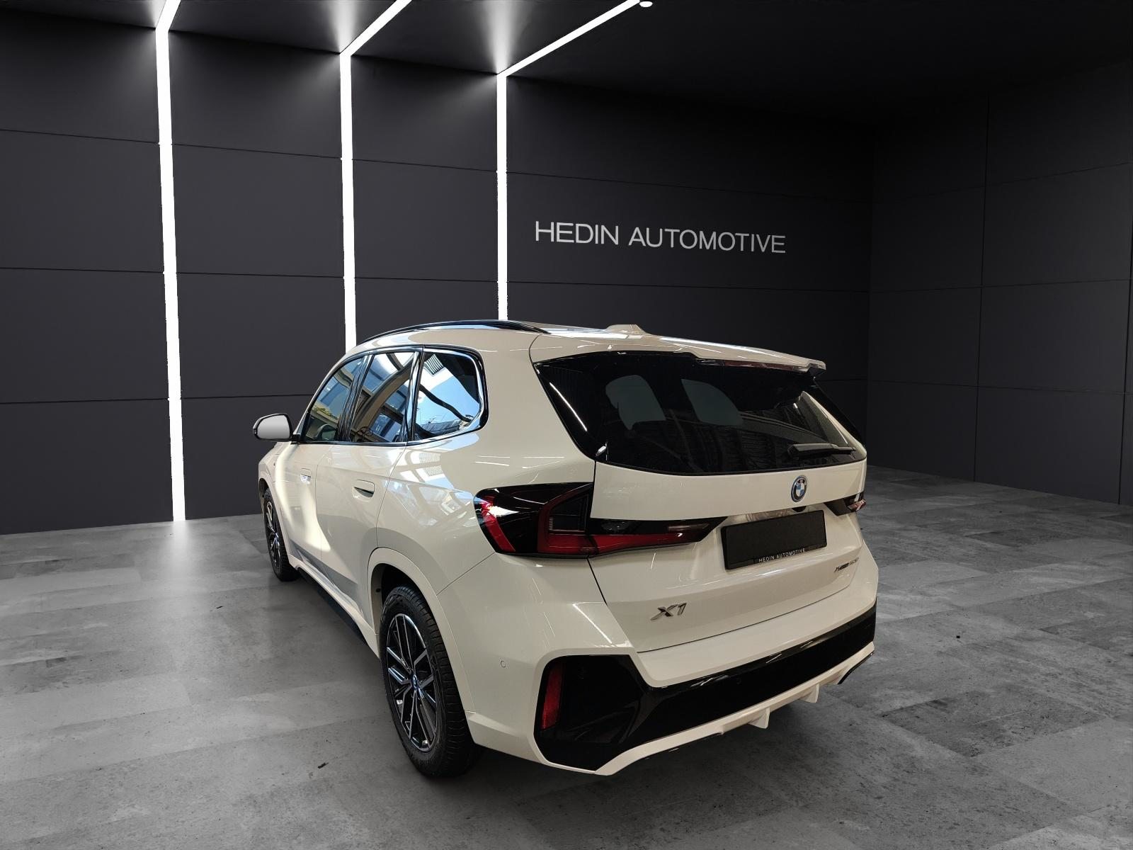 BMW X1 25e xDrive paddles, Plug-in-Hybrid Benzina/Elettrica, Auto nuove, Automatico - 3