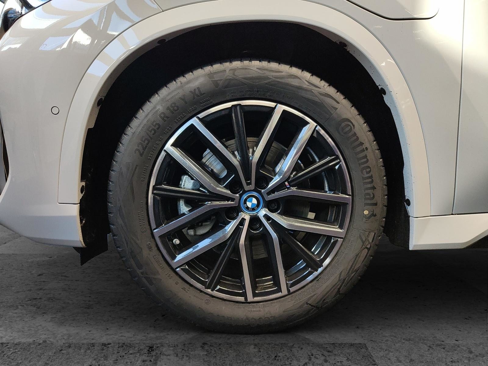 BMW X1 25e xDrive paddles, Plug-in-Hybrid Benzina/Elettrica, Auto nuove, Automatico - 5