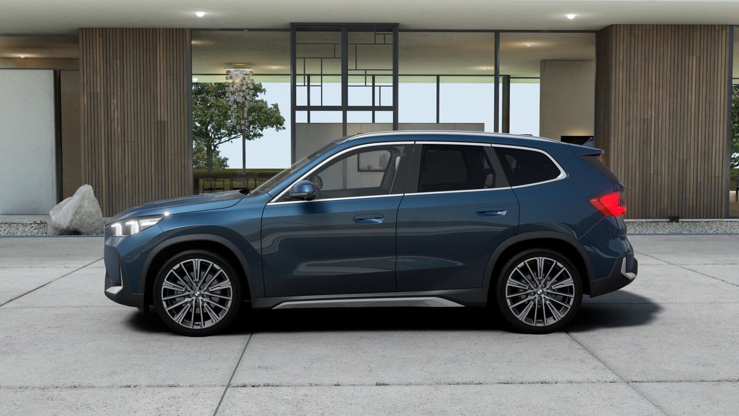 BMW X1 23i xDrive paddles, Hybride Leggero Benzina/Elettrica, Auto nuove, Automatico - 3