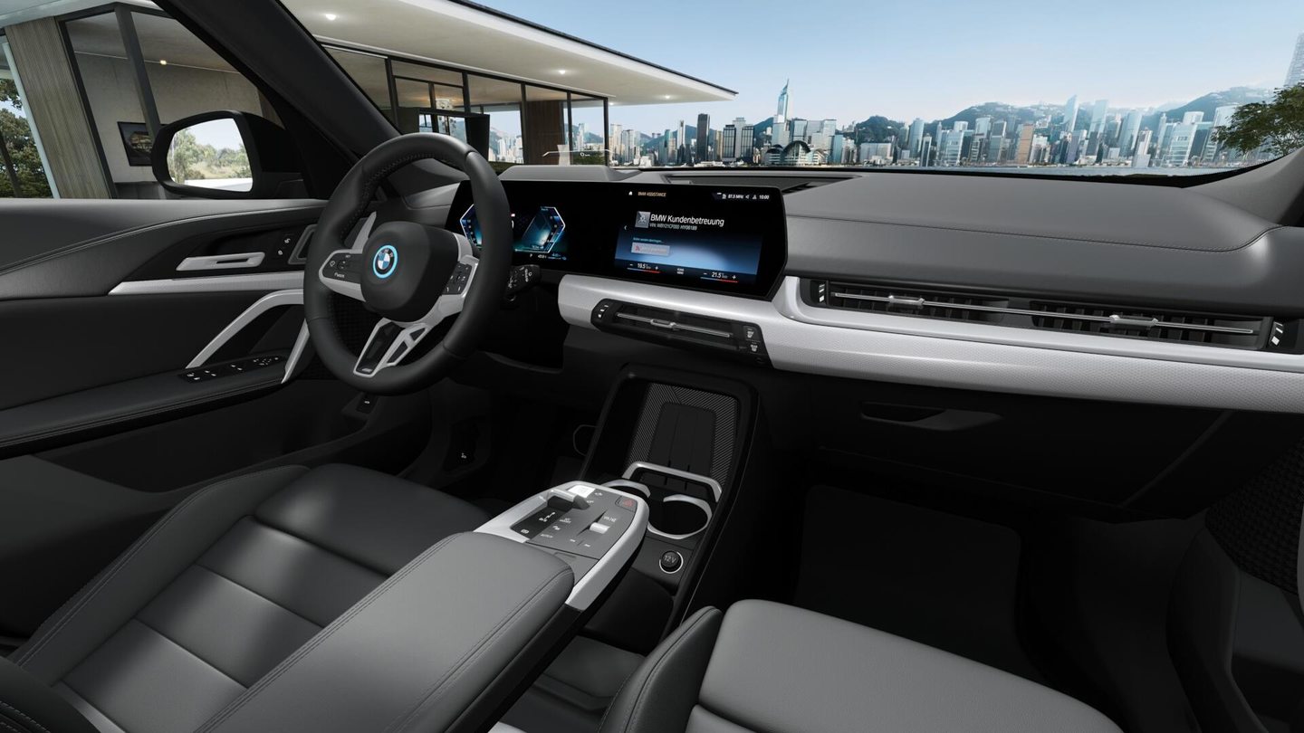 BMW X1 30e xDrive paddles, Plug-in-Hybrid Benzina/Elettrica, Auto nuove, Automatico - 4