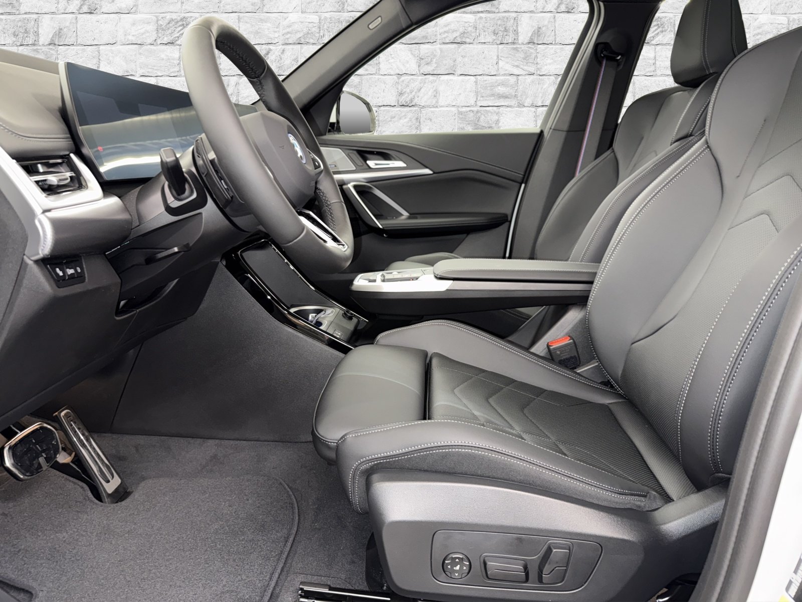 BMW X1 30e M Sport Pro, Hybride Rechargeable Essence/Électricité, Voiture nouvelle, Automatique - 7