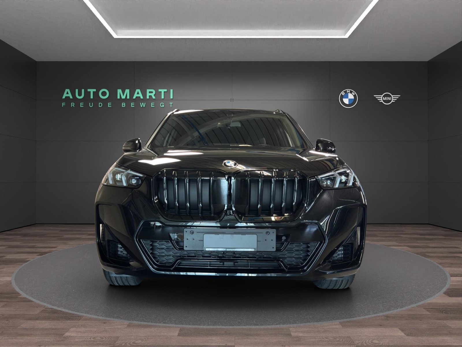 BMW X1 23i xDrive, Hybride Léger Essence/Électricité, Voiture nouvelle, Automatique - 5