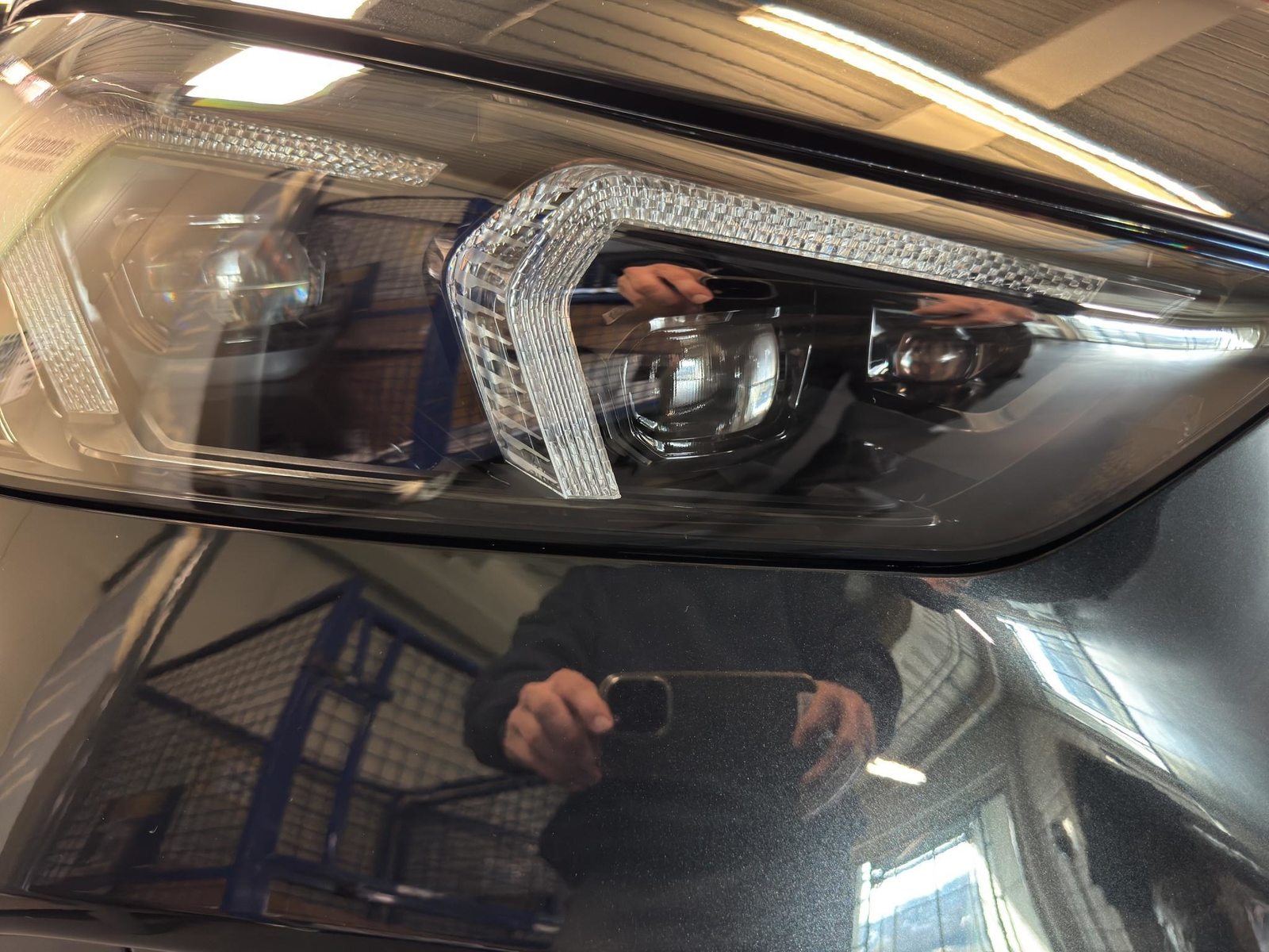 BMW X1 23i xDrive, Hybride Léger Essence/Électricité, Voiture nouvelle, Automatique - 6