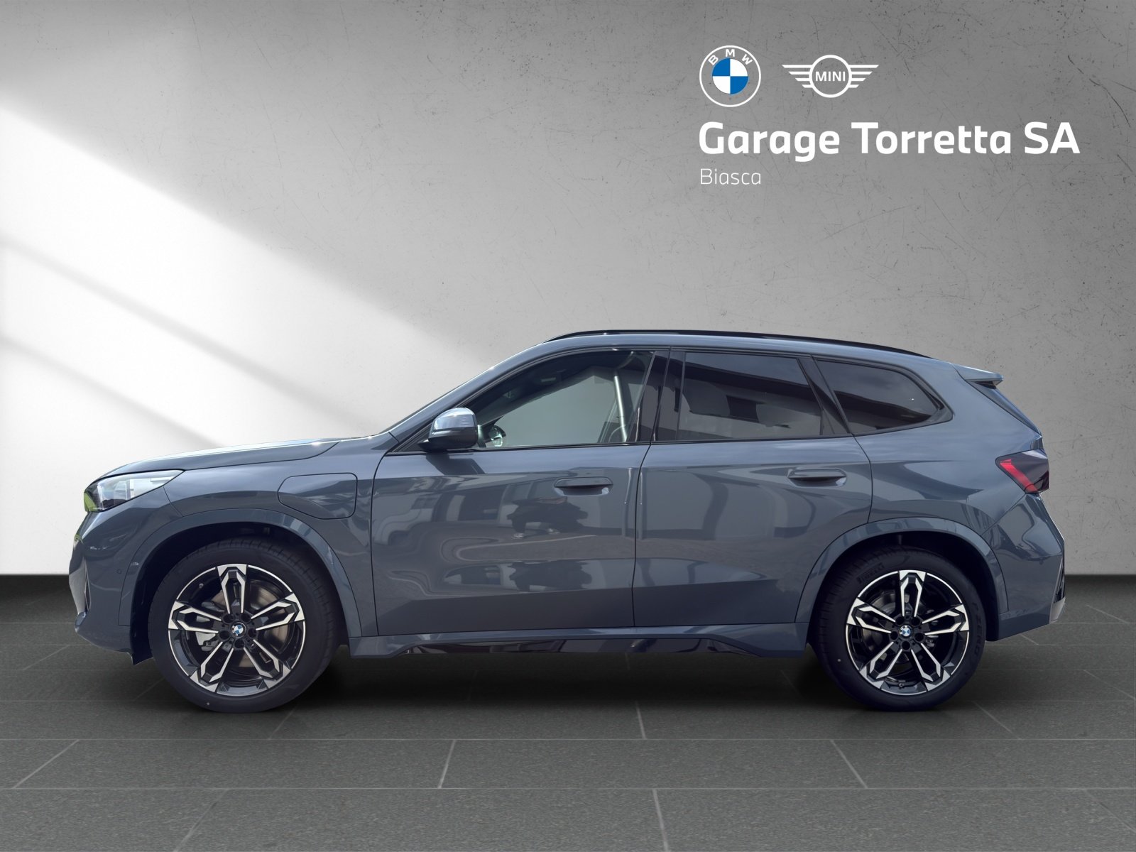 BMW X1 30e M Sport, Plug-in-Hybrid Benzin/Elektro, Neuwagen, Automatik - 2