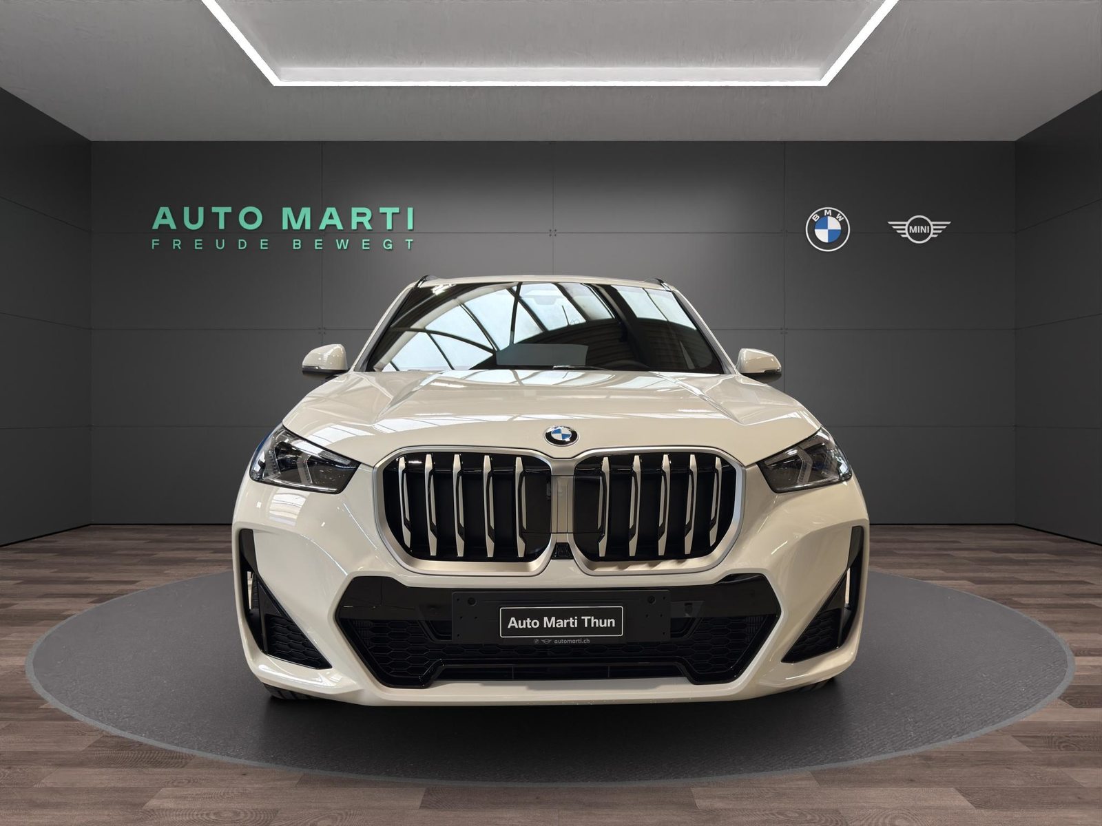 BMW X1 20d xDrive paddles, Mild-Hybrid Diesel/Electric, New car, Automatic - 5