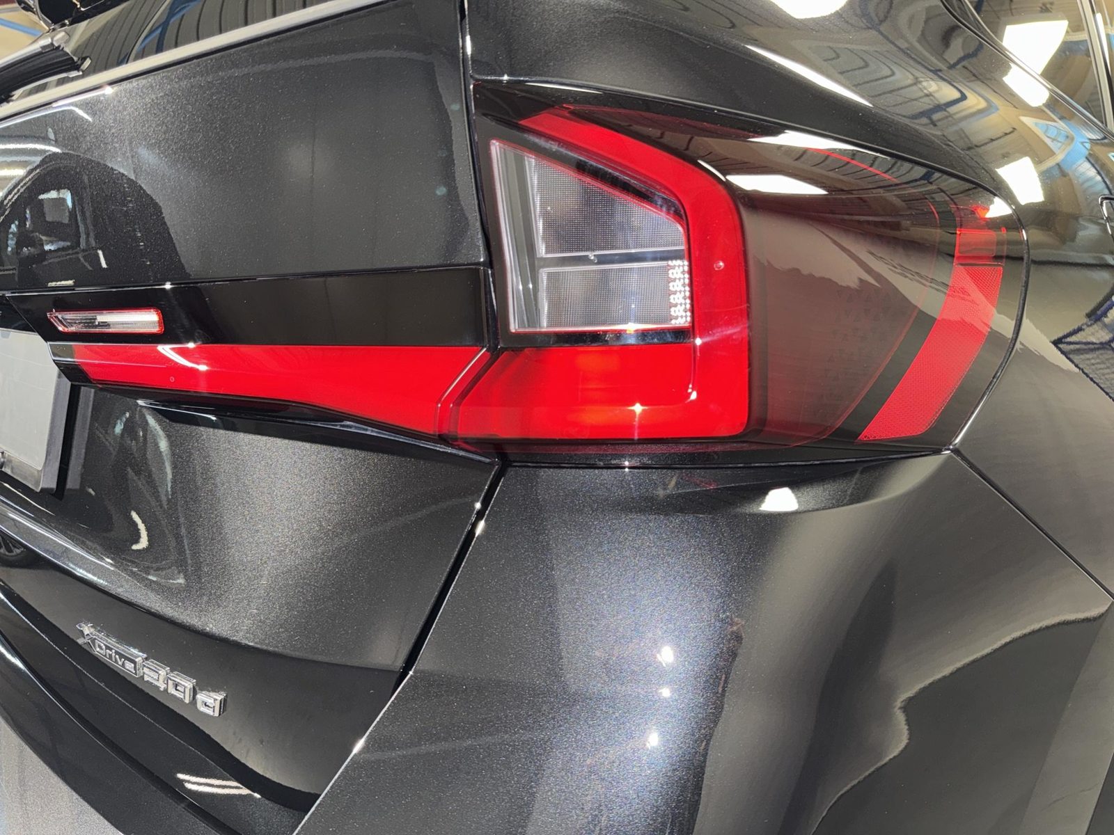 BMW X1 20d xDrive paddles, Hybride Léger Diesel/Électricité, Voiture nouvelle, Automatique - 6