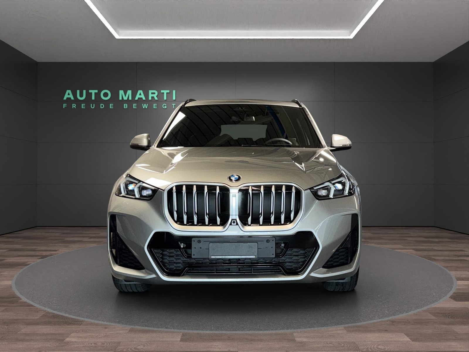 BMW X1 20d xDrive paddles, Mild-Hybrid Diesel/Elektro, Neuwagen, Automatik - 5