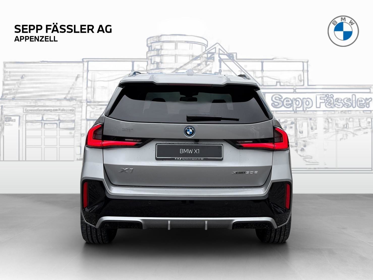 BMW X1 30e xDrive, Plug-in-Hybrid Petrol/Electric, New car, Automatic - 4