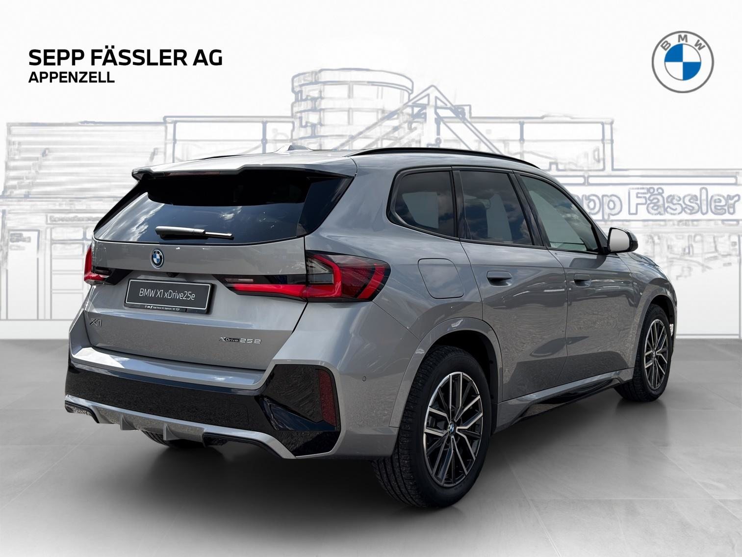BMW X1 25e xDrive, Hybride Rechargeable Essence/Électricité, Voiture nouvelle, Automatique - 5