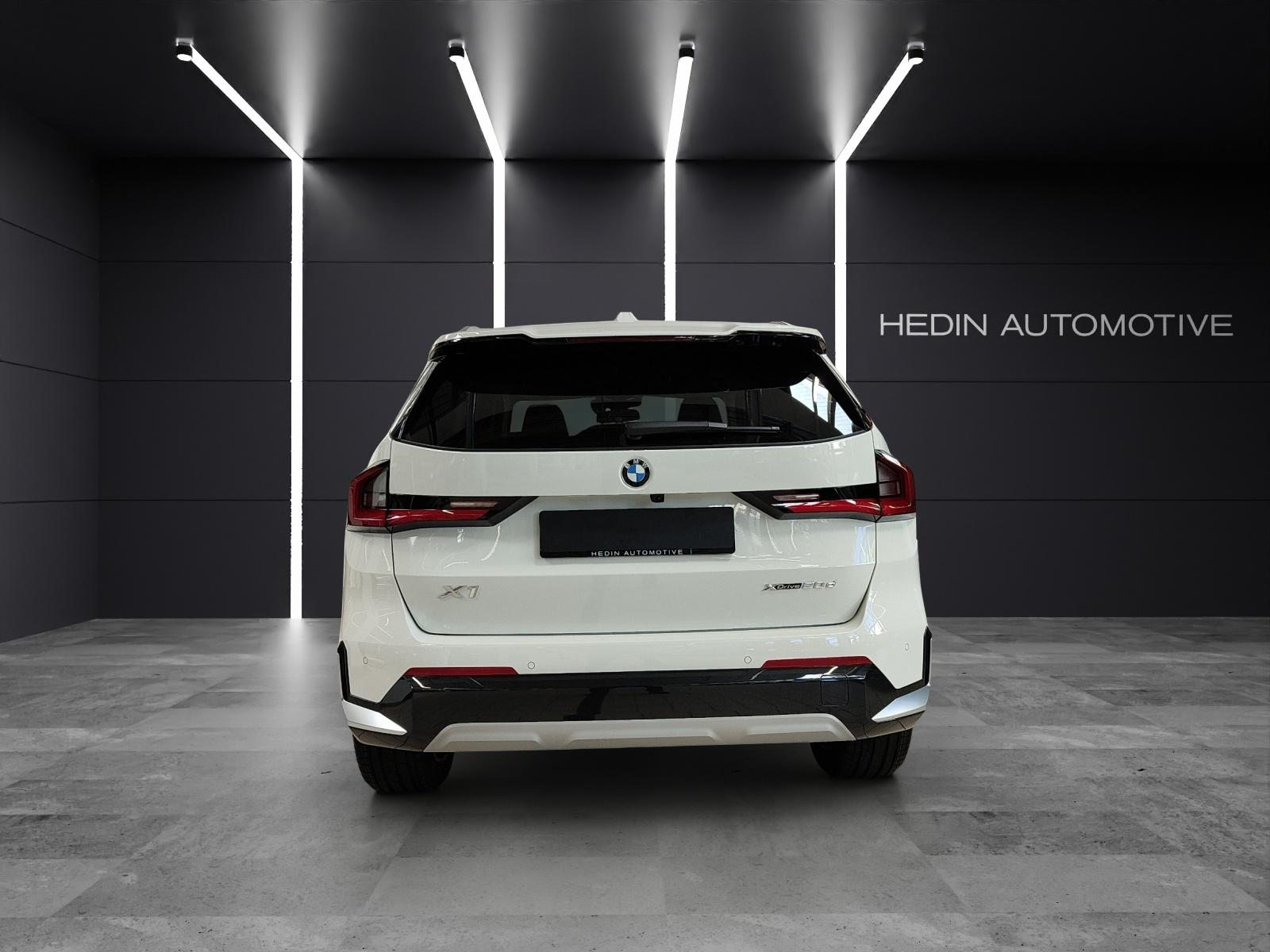 BMW X1 20d xDrive, Hybride Léger Diesel/Électricité, Voiture nouvelle, Automatique - 5