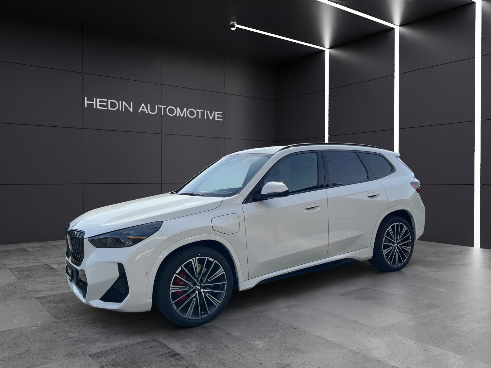 BMW X1 30e xDrive paddles