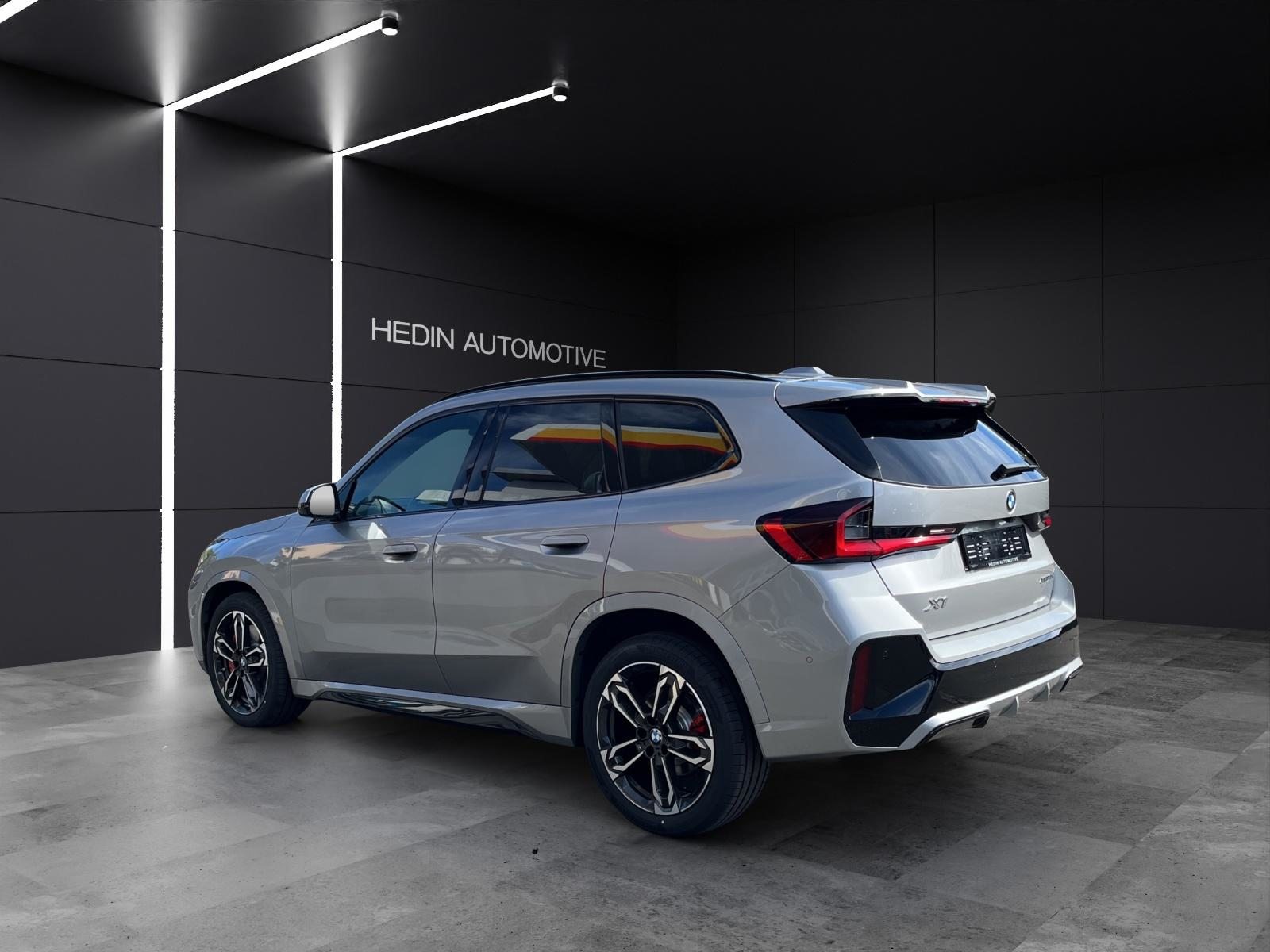 BMW X1 23d xDrive paddles, Mild-Hybrid Diesel/Elektro, Neuwagen, Automatik - 3