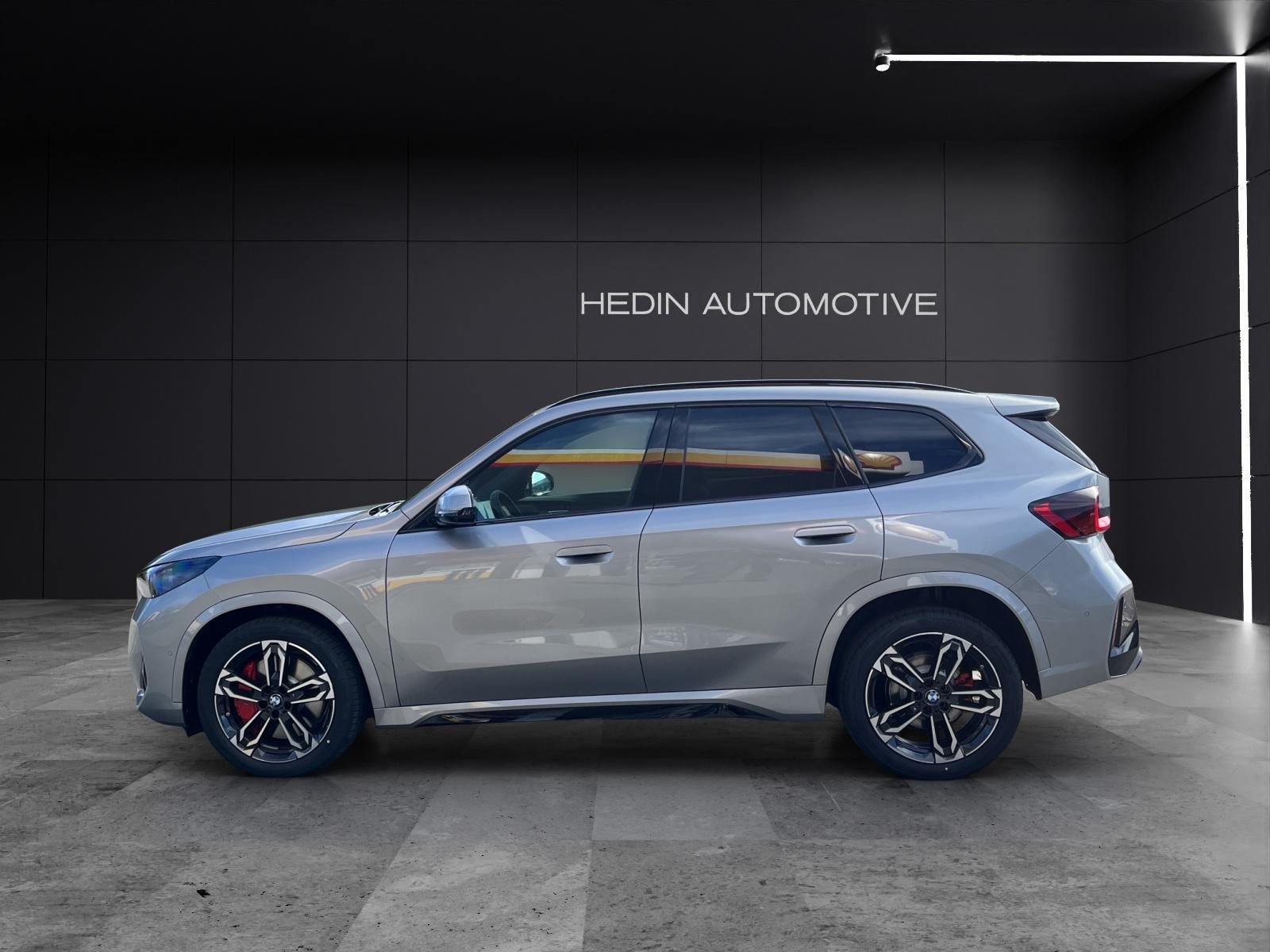 BMW X1 23d xDrive paddles, Mild-Hybrid Diesel/Elektro, Neuwagen, Automatik - 4