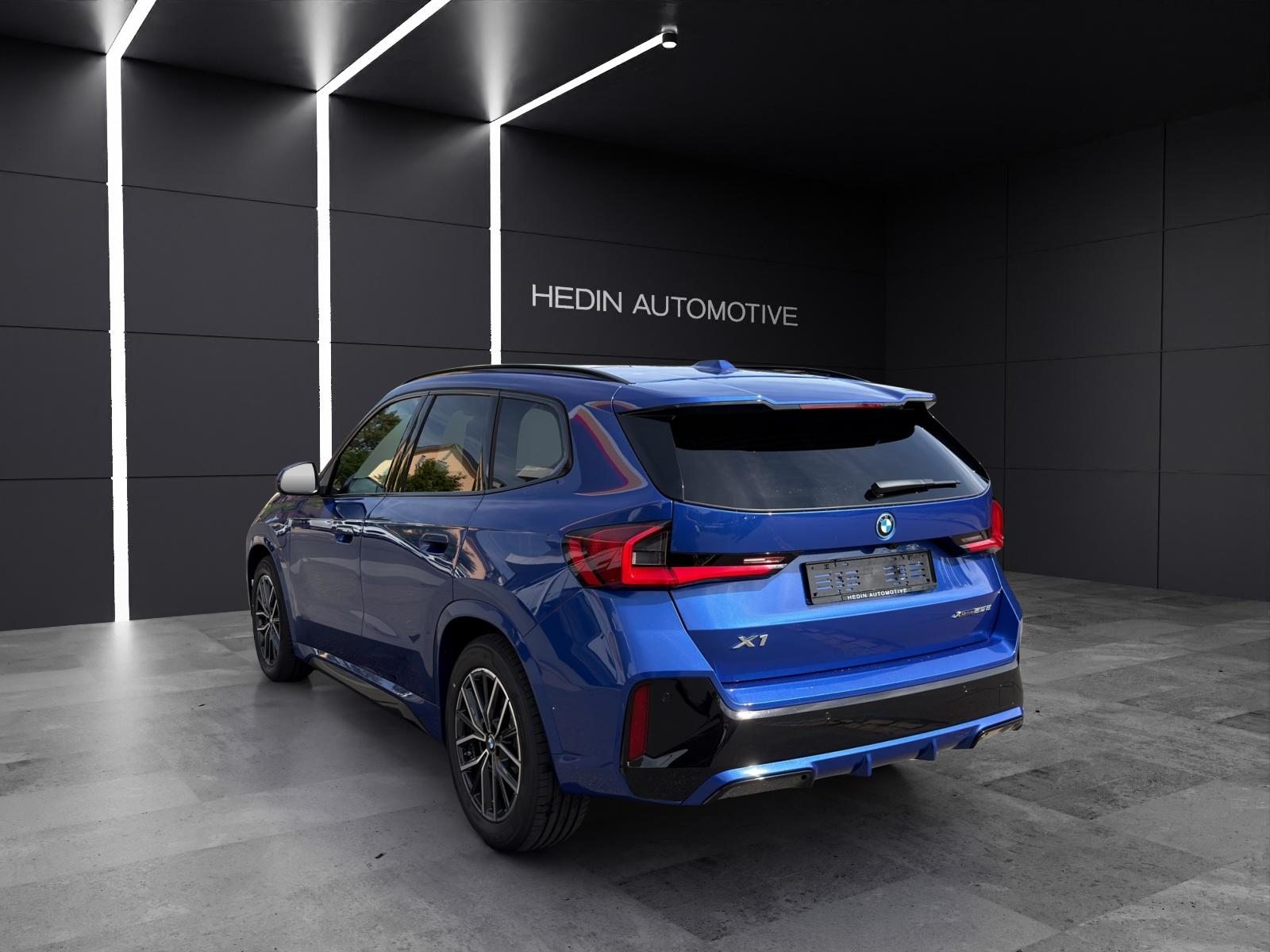 BMW X1 25e xDrive paddles, Plug-in-Hybrid Petrol/Electric, New car, Automatic - 3