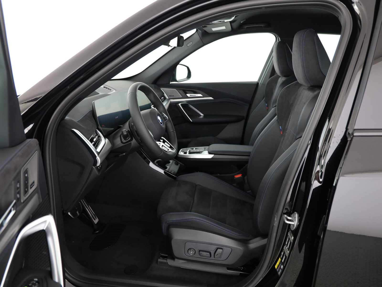 BMW X1 30e xDrive paddles, Hybride Rechargeable Essence/Électricité, Voiture nouvelle, Automatique - 5