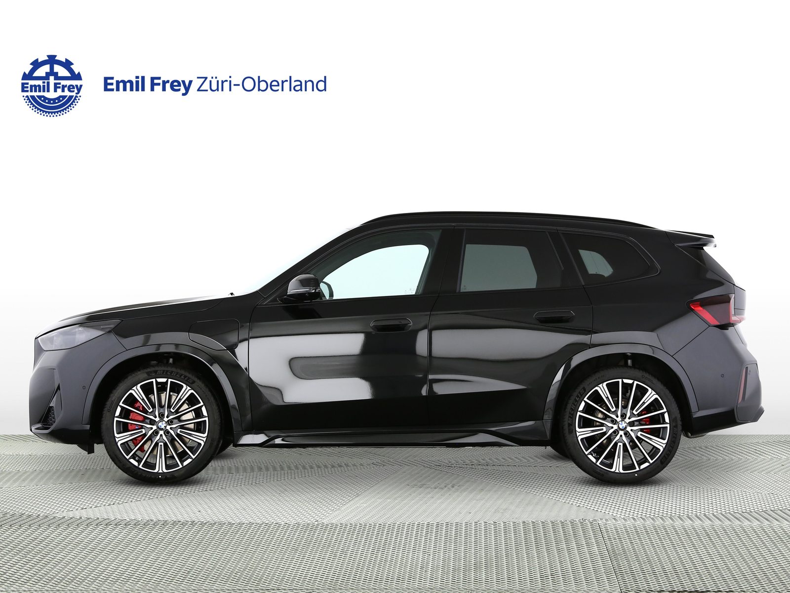 BMW X1 30e xDrive paddles, Plug-in-Hybrid Petrol/Electric, New car, Automatic - 2