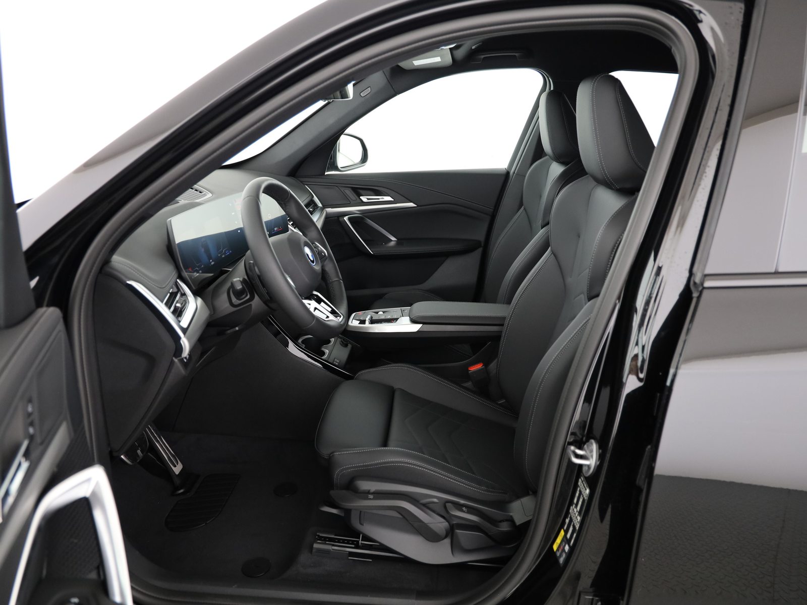 BMW X1 25e xDrive, Plug-in-Hybrid Benzin/Elektro, Neuwagen, Automatik - 4