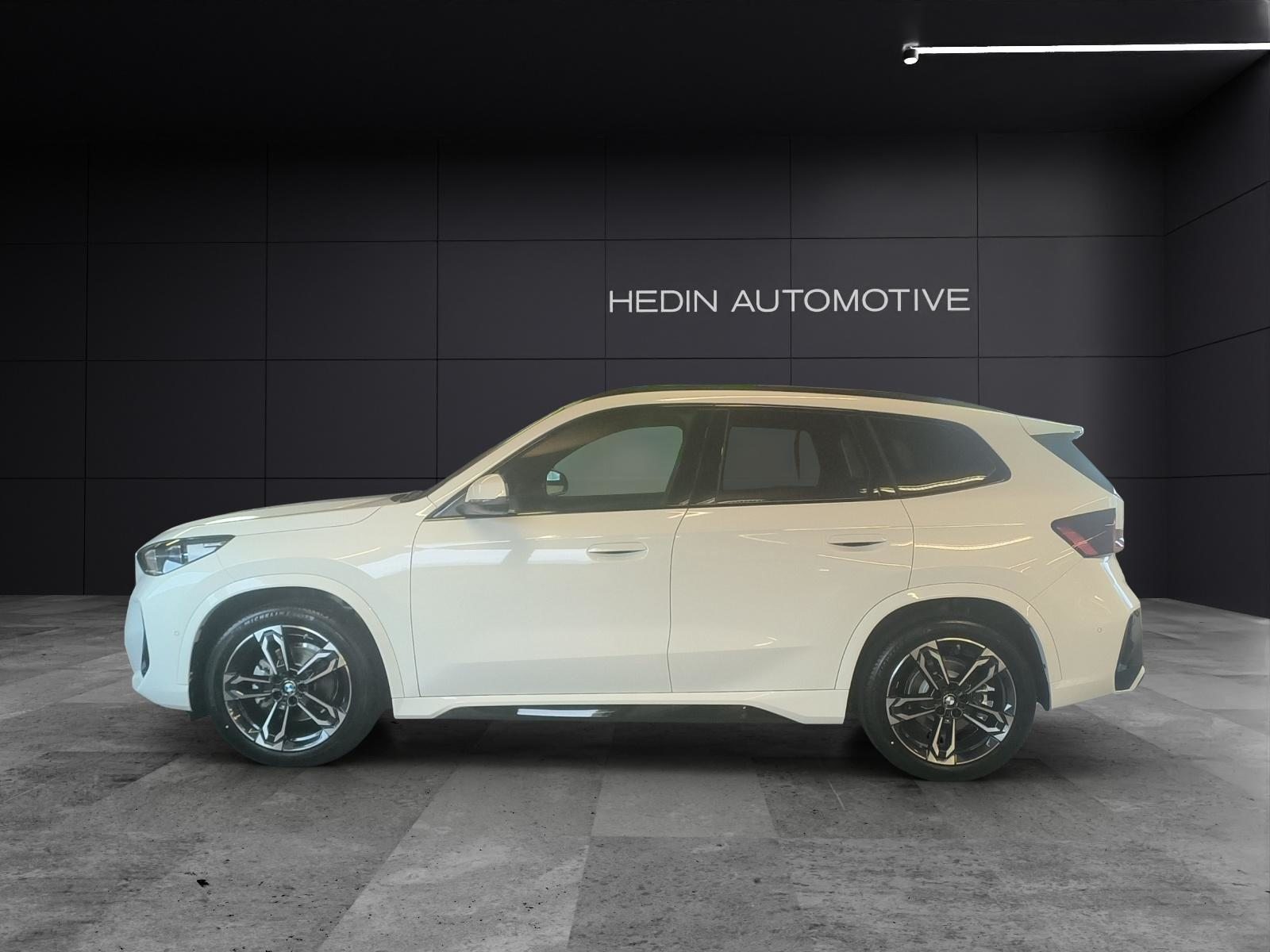 BMW X1 20d xDrive paddles, Mild-Hybrid Diesel/Electric, New car, Automatic - 2