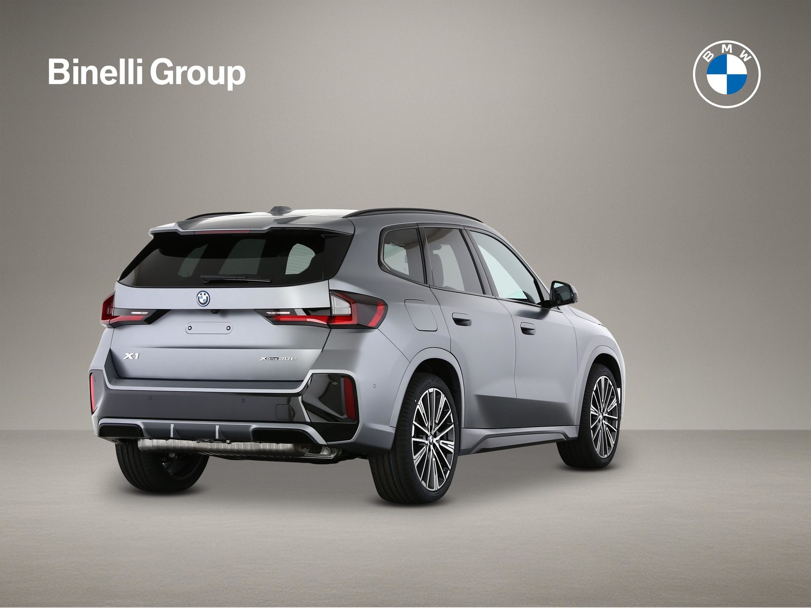 BMW X1 30e xDrive paddles, Hybride Rechargeable Essence/Électricité, Voiture nouvelle, Automatique - 2