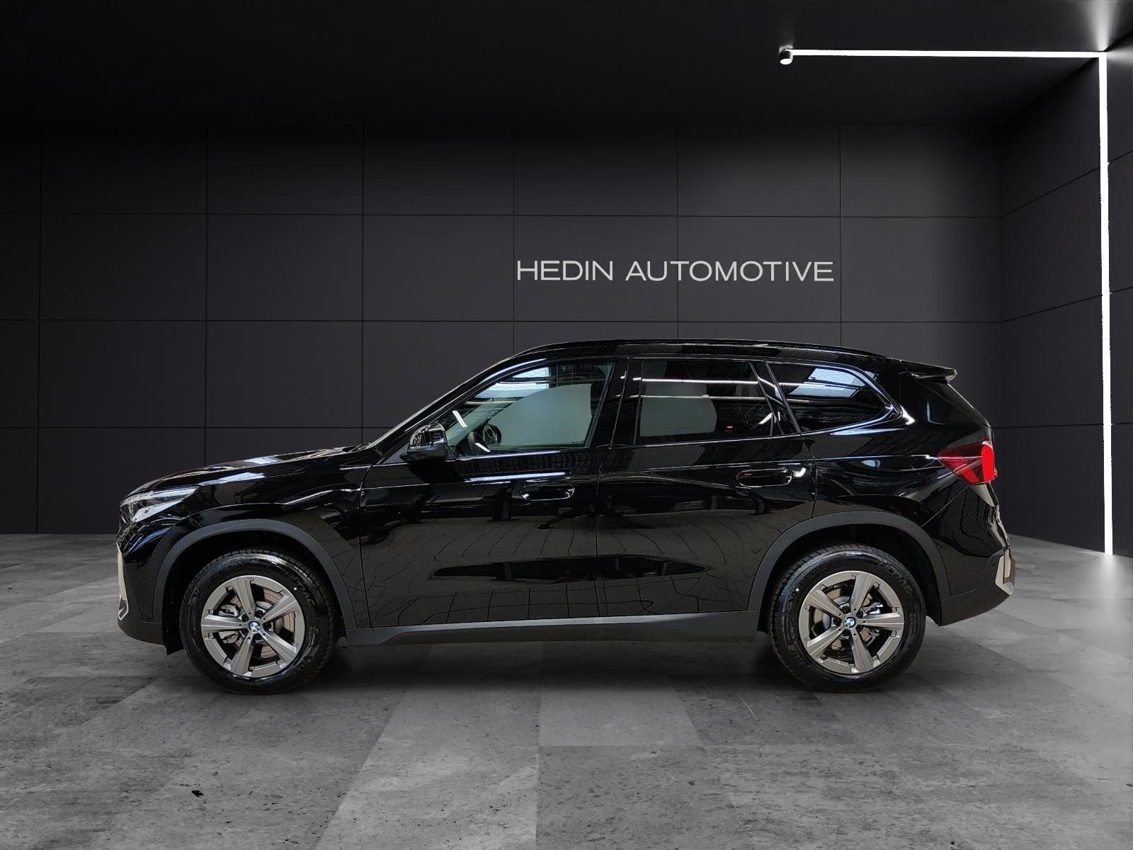 BMW X1 20i sDrive, Mild-Hybrid Petrol/Electric, New car, Automatic - 2