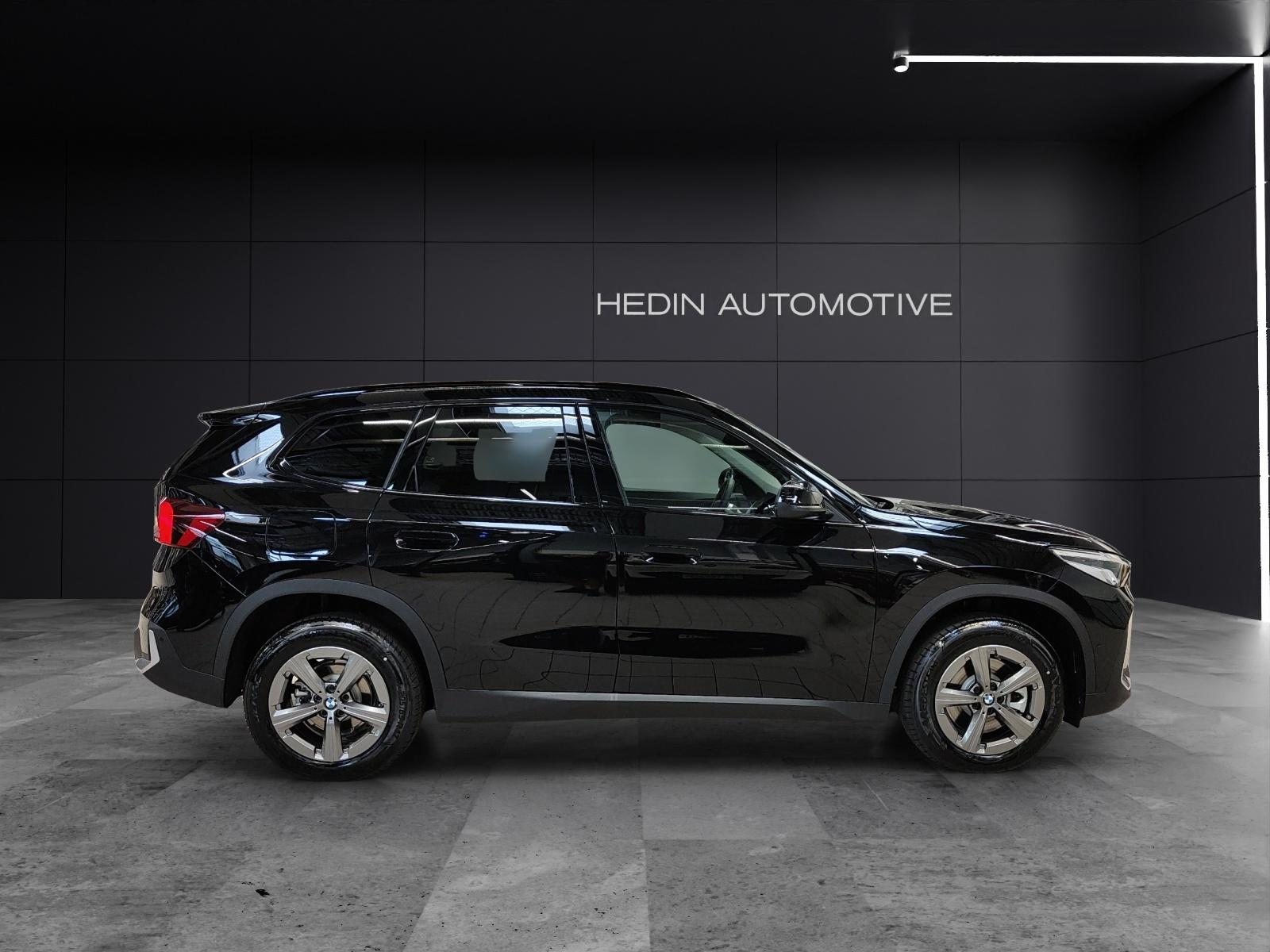BMW X1 20i sDrive, Mild-Hybrid Petrol/Electric, New car, Automatic - 7
