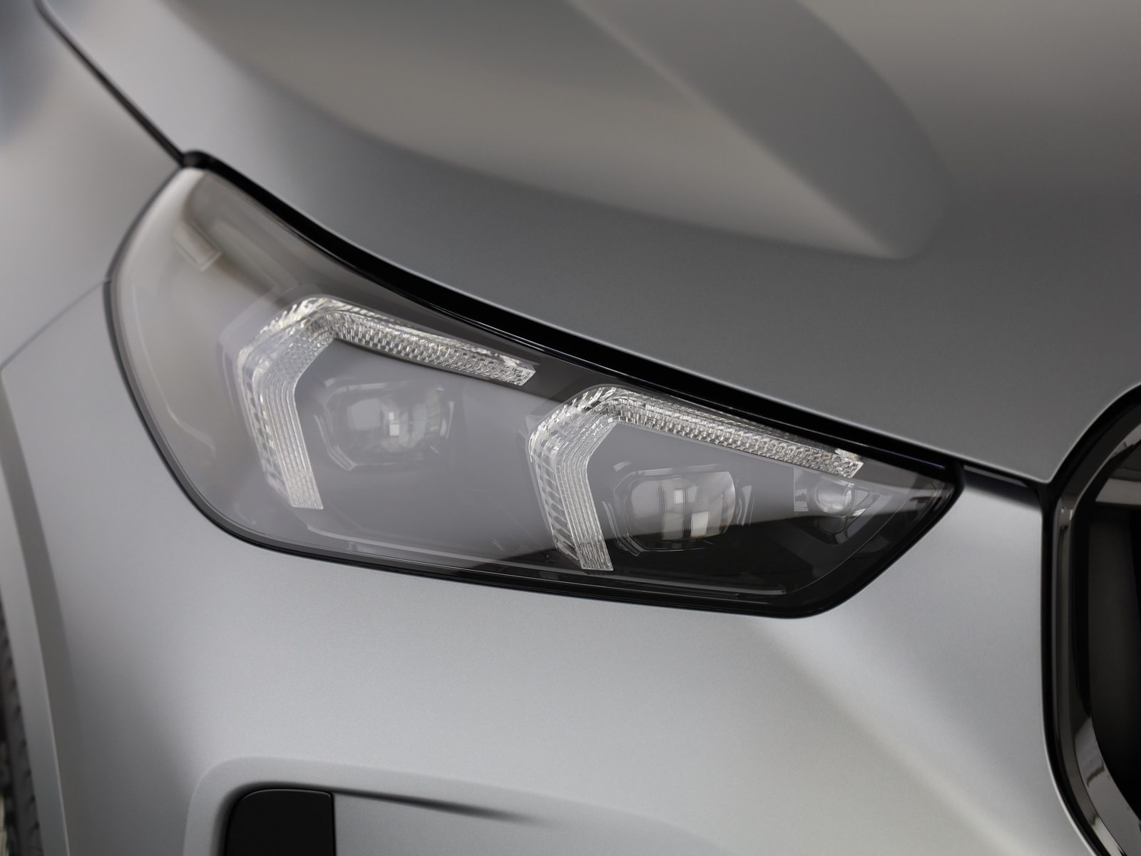 BMW X1 23i xDrive paddles, Mild-Hybrid Benzin/Elektro, Neuwagen, Automatik - 6