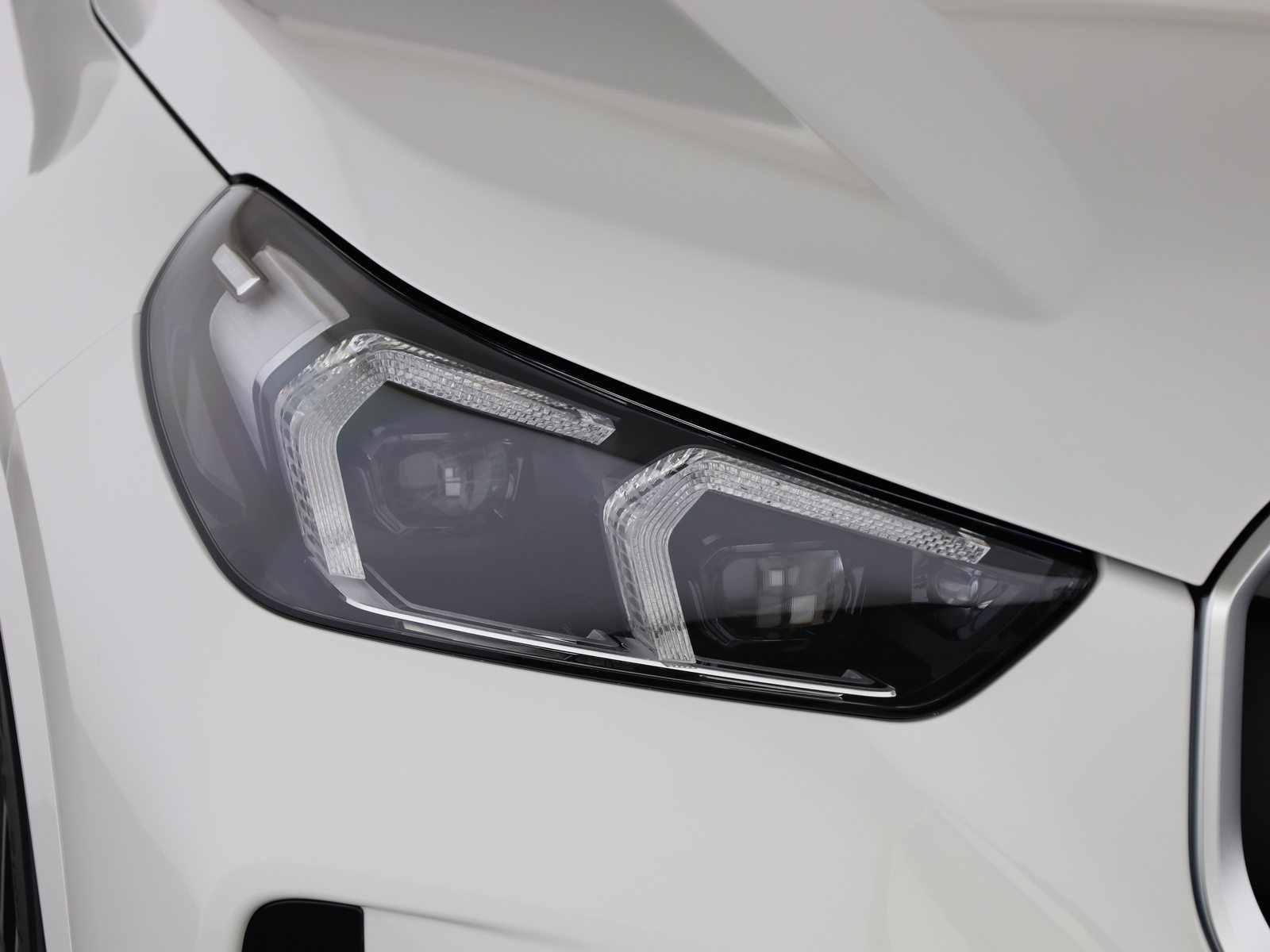 BMW X1 23i xDrive paddles, Hybride Leggero Benzina/Elettrica, Auto nuove, Automatico - 6