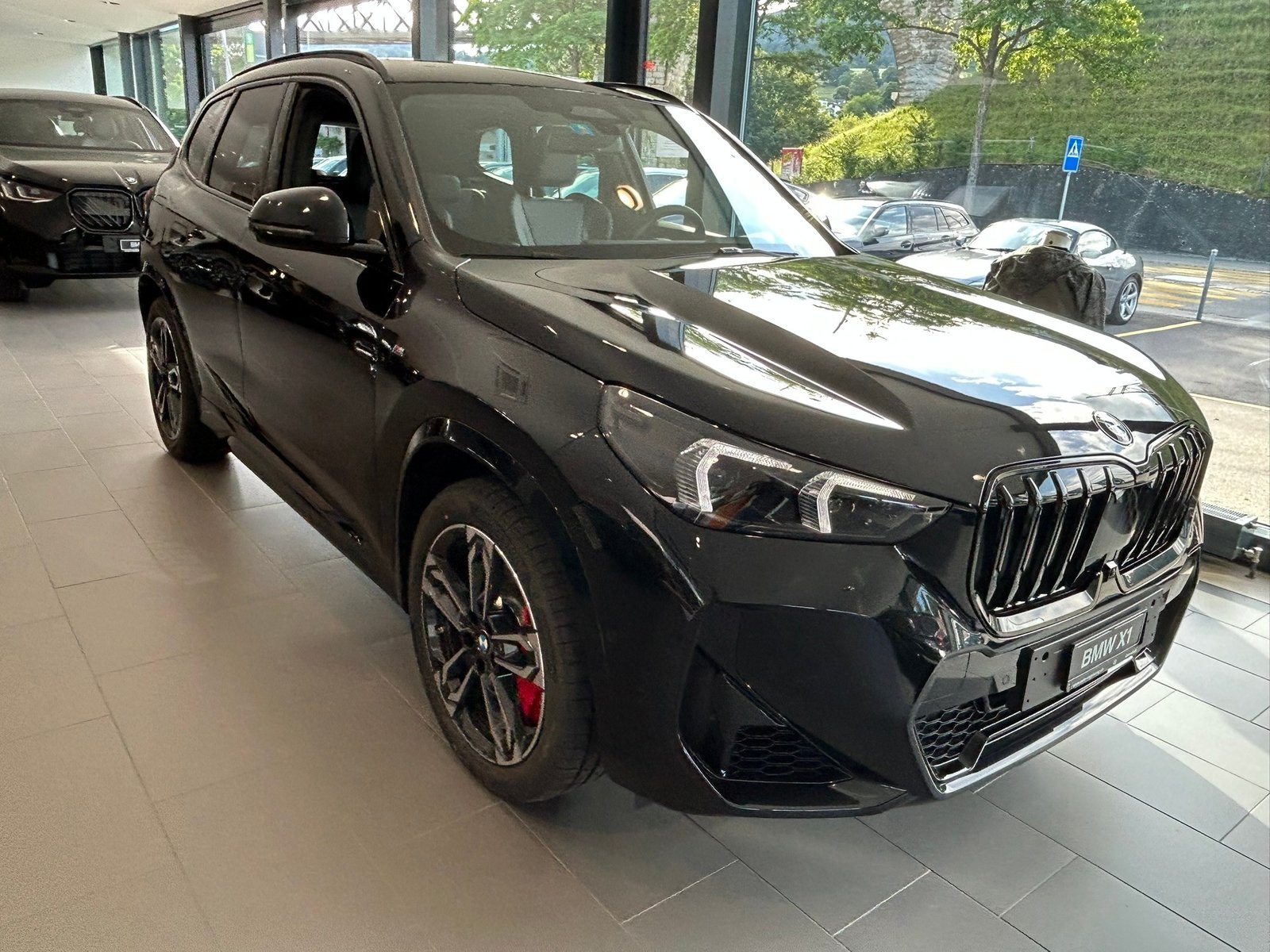 BMW X1 23i 48V M Sport Pro, Mild-Hybrid Benzin/Elektro, Neuwagen, Automatik - 3