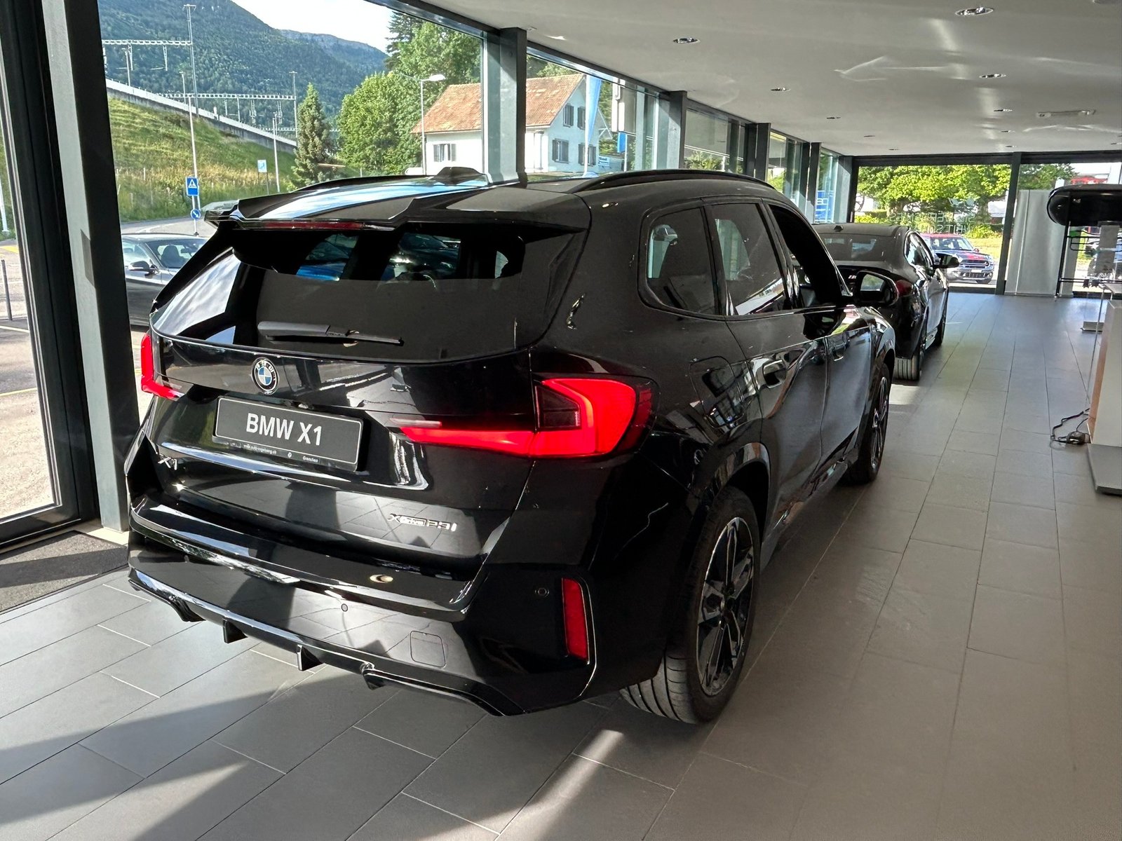BMW X1 23i 48V M Sport Pro, Mild-Hybrid Benzin/Elektro, Neuwagen, Automatik - 6