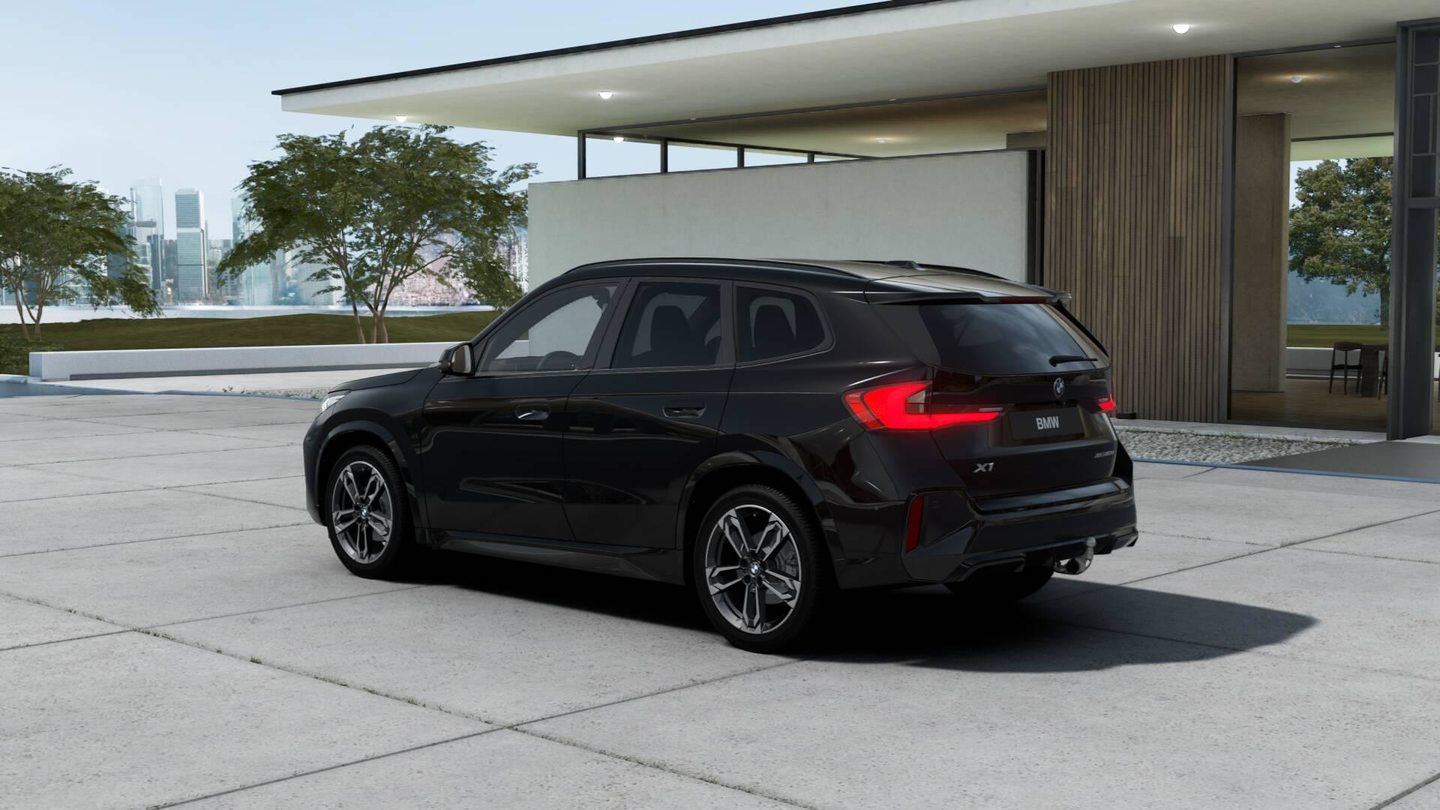 BMW X1 20d xDrive paddles, Mild-Hybrid Diesel/Electric, New car, Automatic - 2