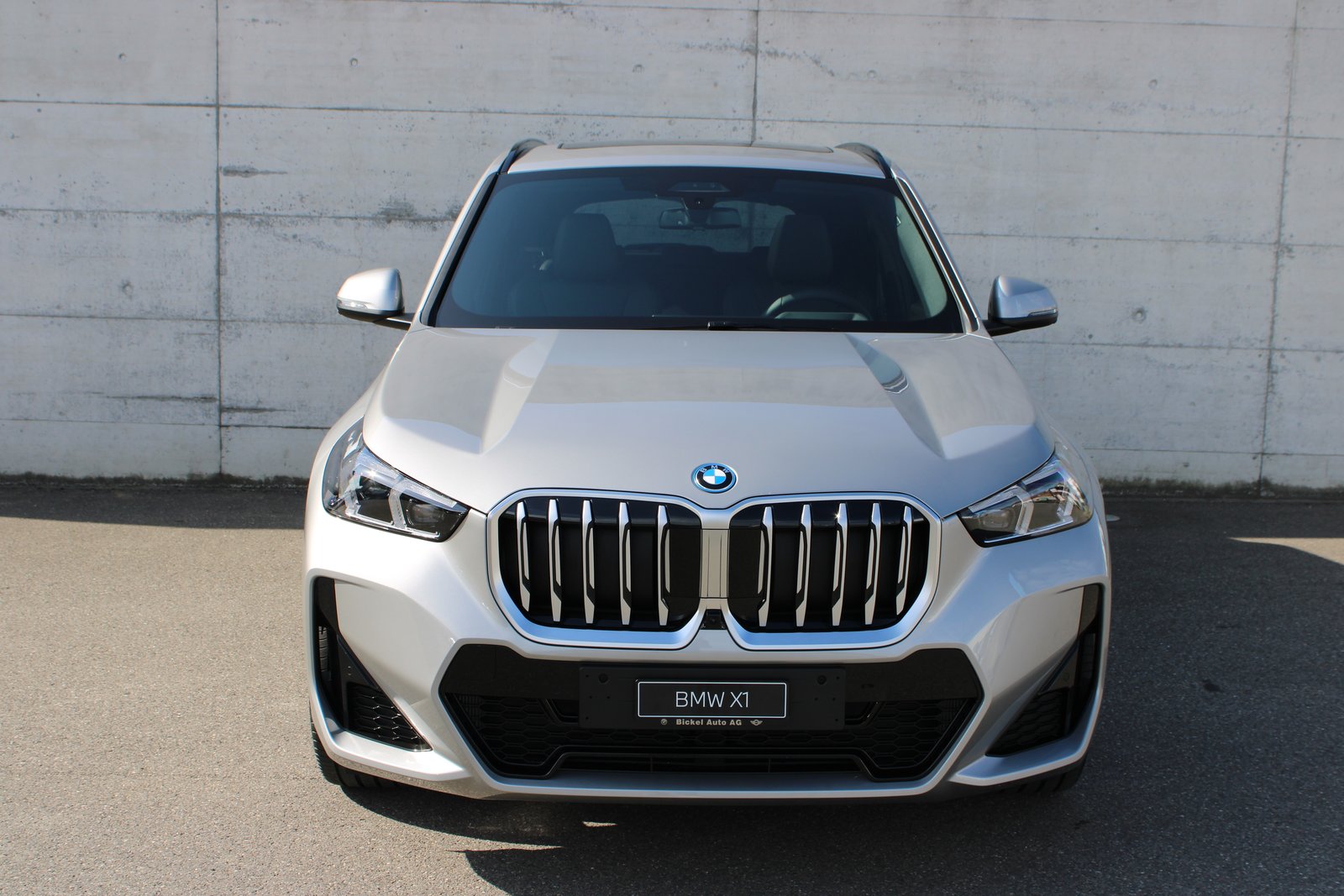 BMW X1 30e M Sport, Hybride Rechargeable Essence/Électricité, Voiture nouvelle, Automatique - 2