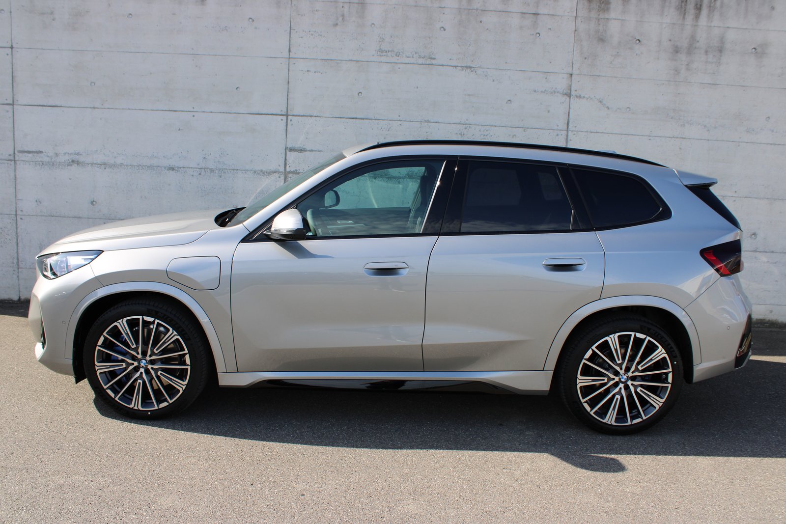 BMW X1 30e M Sport, Hybride Rechargeable Essence/Électricité, Voiture nouvelle, Automatique - 3
