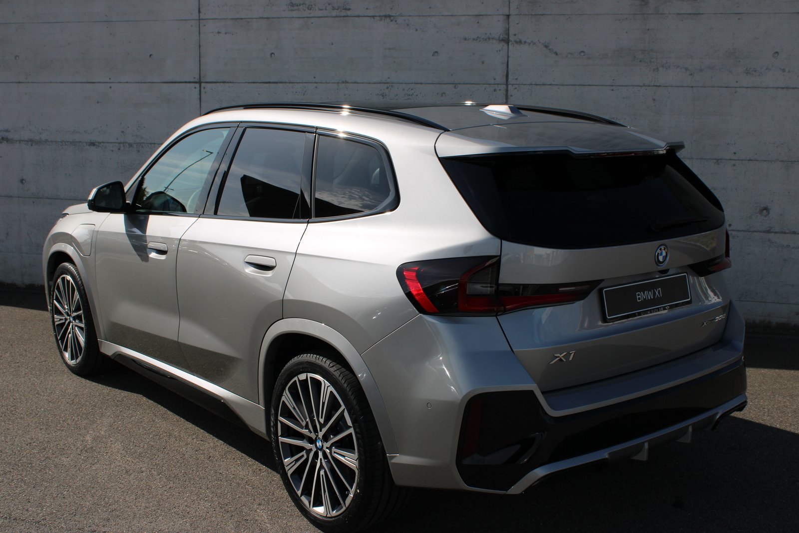 BMW X1 30e M Sport, Hybride Rechargeable Essence/Électricité, Voiture nouvelle, Automatique - 5