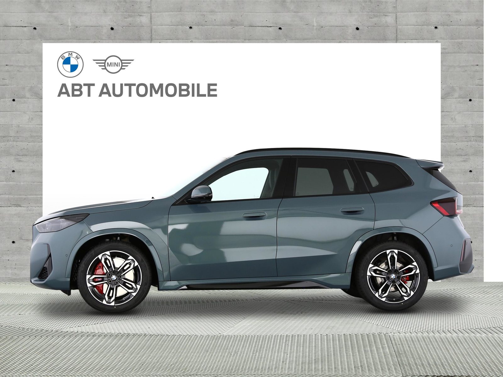 BMW X1 23i xDrive paddles, Mild-Hybrid Petrol/Electric, New car, Automatic - 2