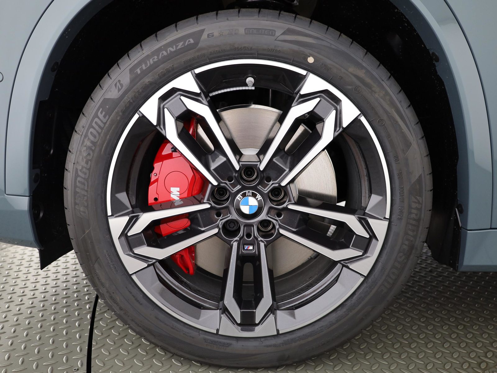 BMW X1 23i xDrive paddles, Mild-Hybrid Petrol/Electric, New car, Automatic - 4
