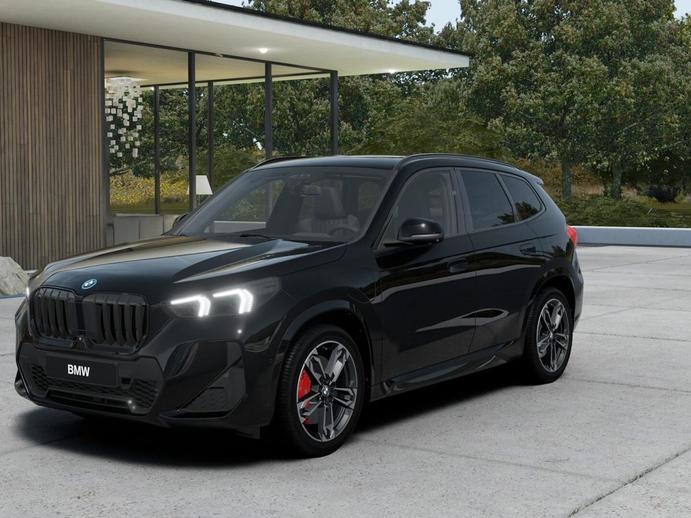 BMW X1 30e xDrive paddles, Plug-in-Hybrid Benzin/Elektro, Neuwagen, Automatik