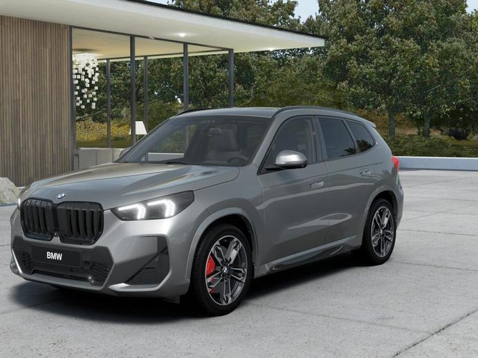 BMW X1 23i xDrive paddles, Mild-Hybrid Benzin/Elektro, Neuwagen, Automatik