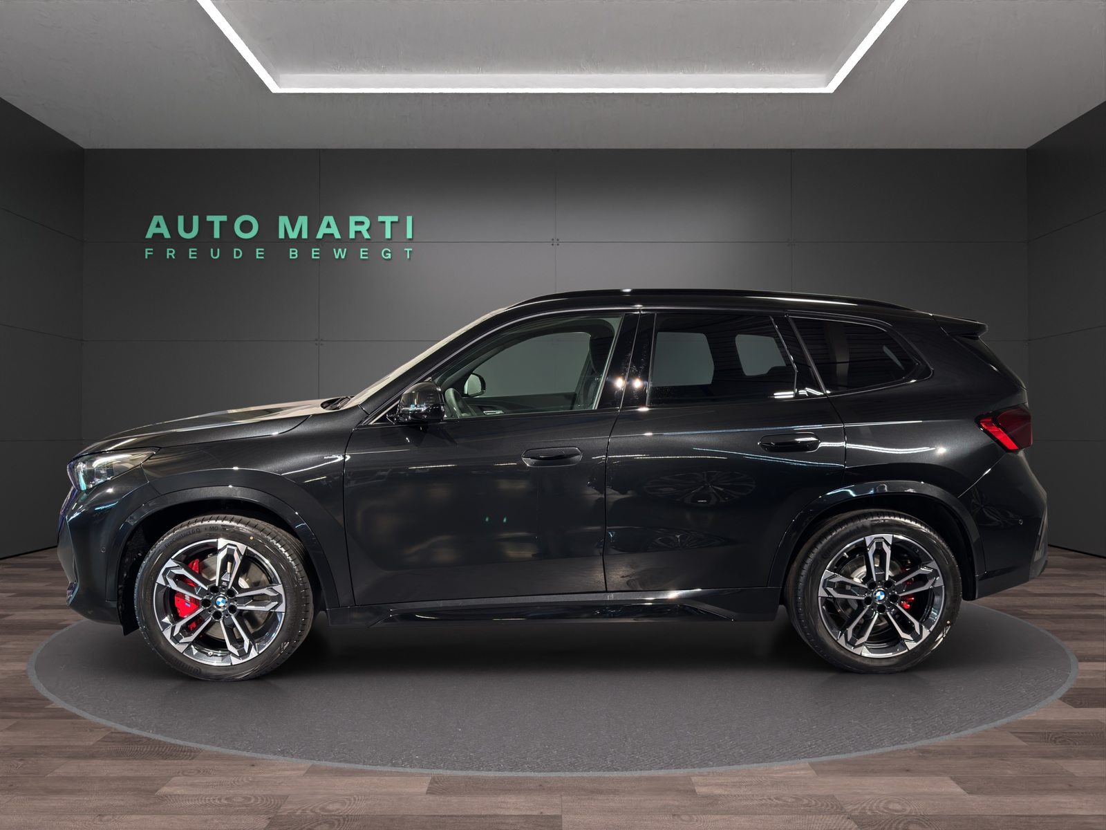 BMW X1 23i xDrive, Mild-Hybrid Benzin/Elektro, Neuwagen, Automatik - 2