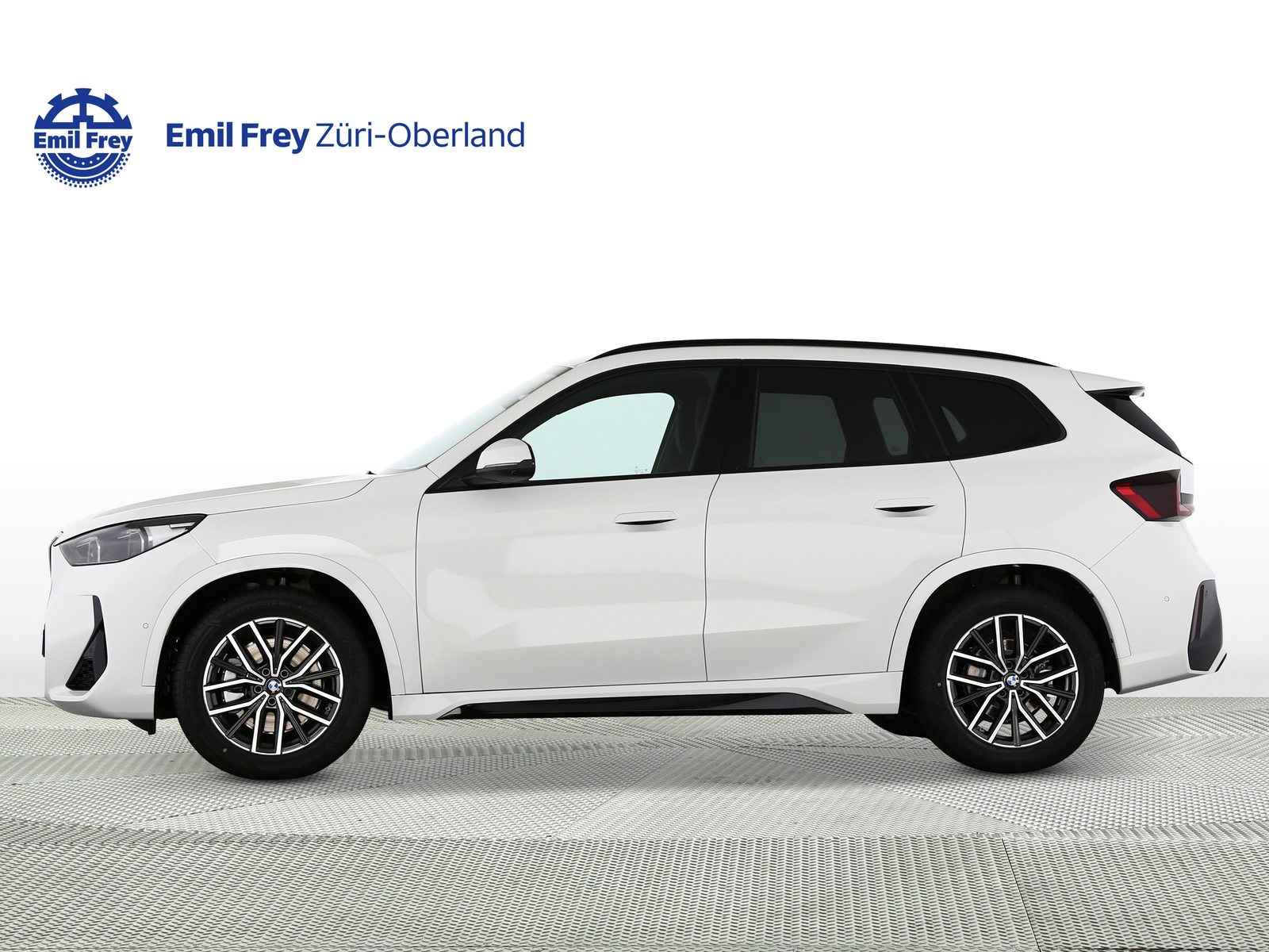 BMW X1 23i xDrive paddles, Mild-Hybrid Petrol/Electric, New car, Automatic - 2