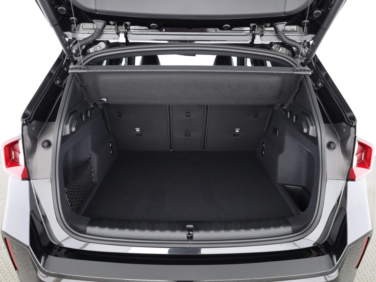 BMW X1 30e xDrive paddles, Plug-in-Hybrid Petrol/Electric, New car, Automatic - 6