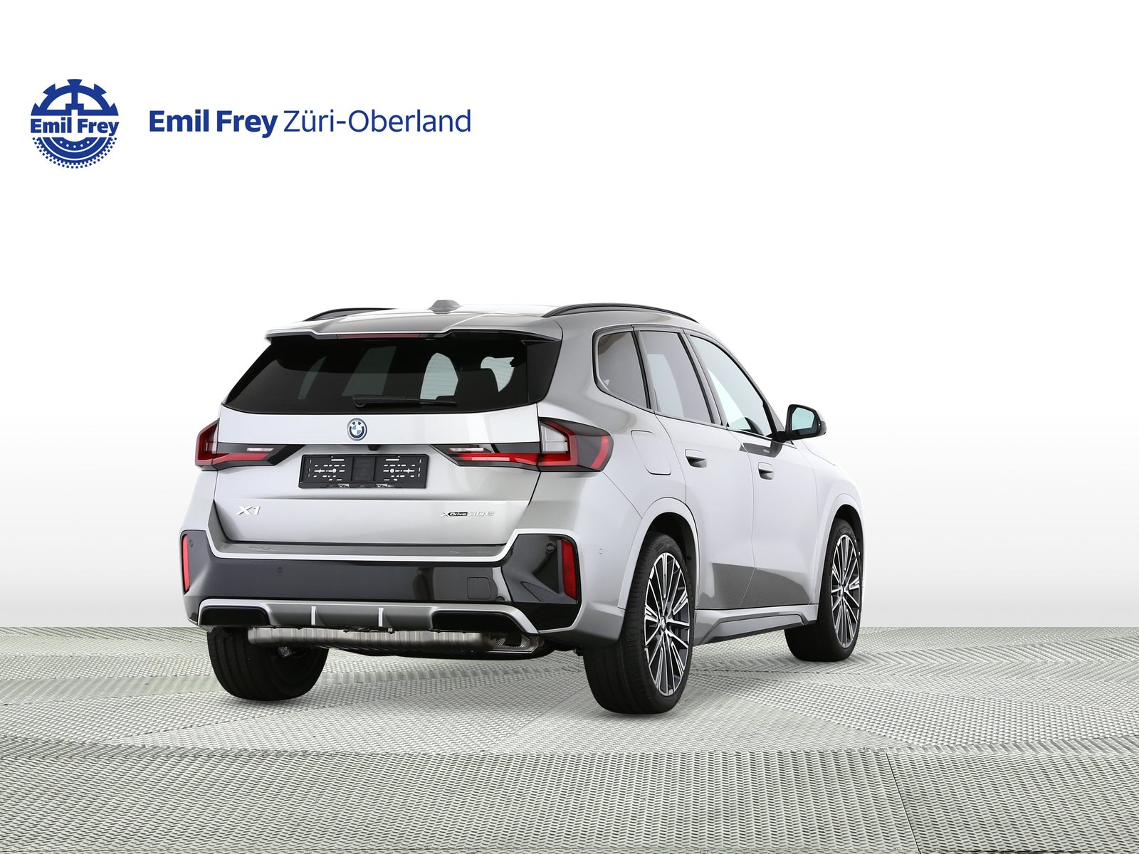 BMW X1 30e xDrive paddles, Plug-in-Hybrid Benzina/Elettrica, Auto nuove, Automatico - 3