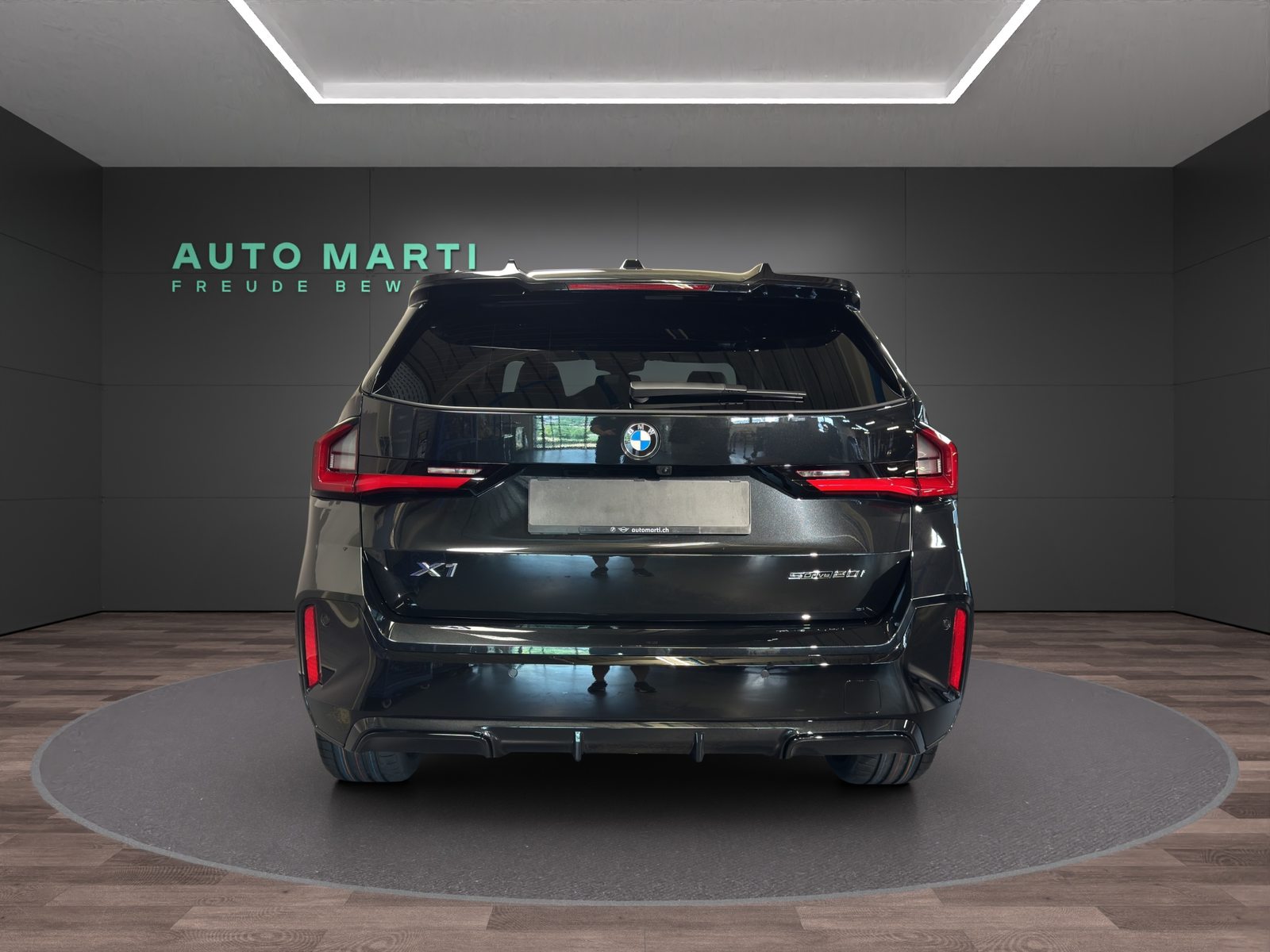 BMW X1 20i sDrive paddles, Mild-Hybrid Benzin/Elektro, Neuwagen, Automatik - 3