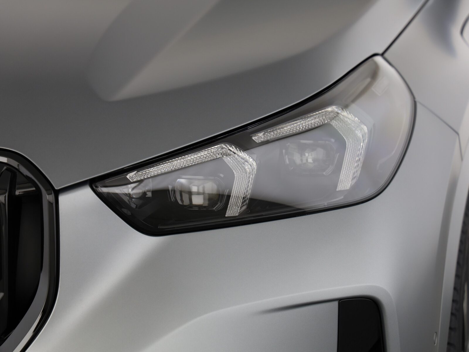 BMW X1 30e xDrive paddles, Plug-in-Hybrid Petrol/Electric, New car, Automatic - 6