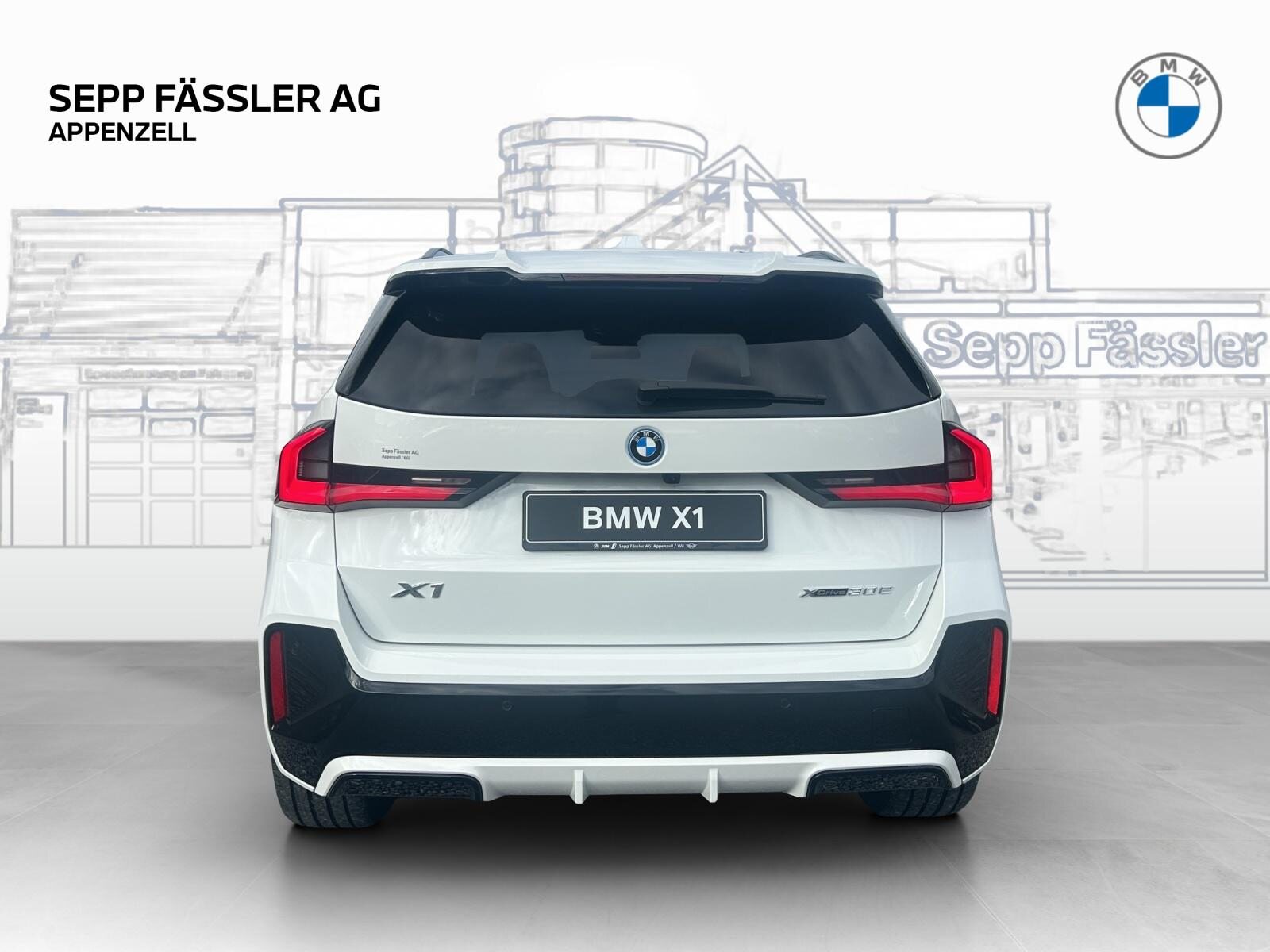 BMW X1 xDrive30e M Sport Pro, Hybride Rechargeable Essence/Électricité, Voiture nouvelle, Automatique - 4