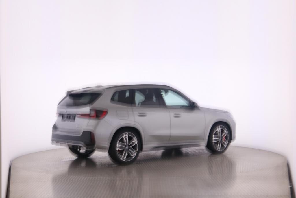 BMW X1 23i xDrive, Mild-Hybrid Benzin/Elektro, Neuwagen, Automatik - 6