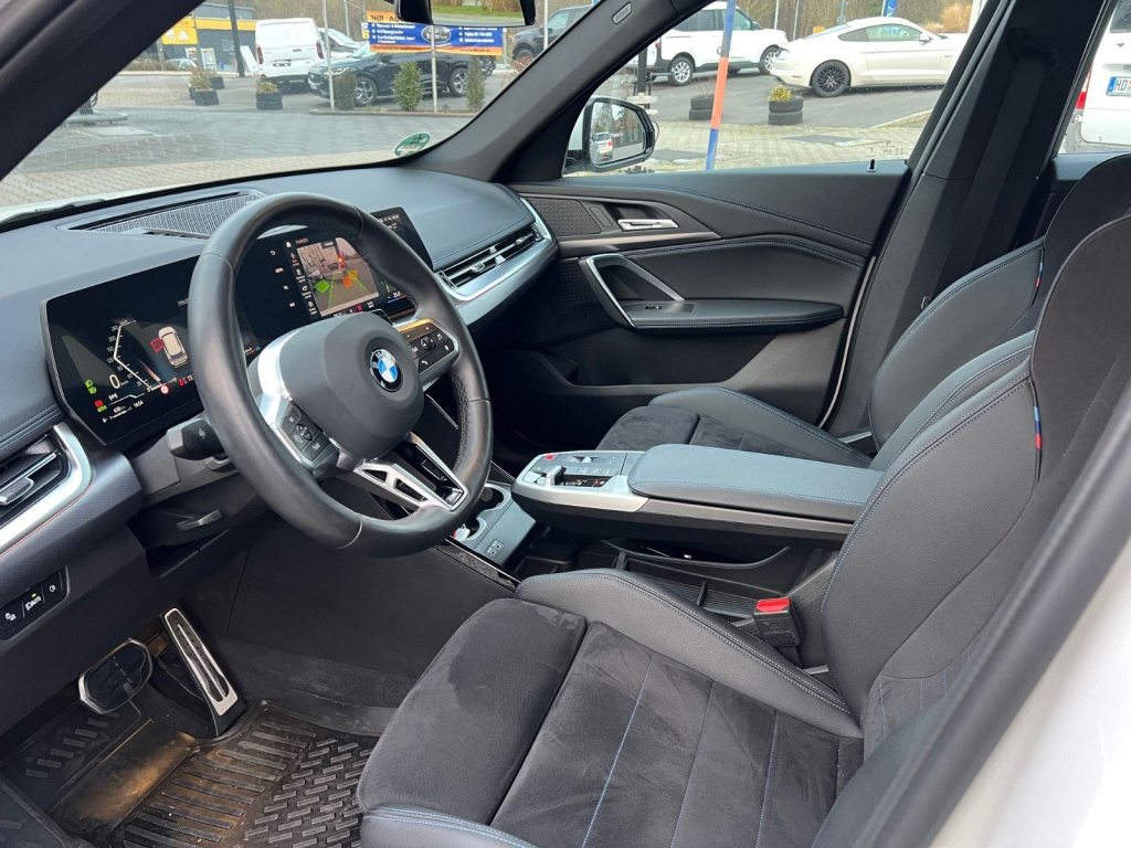BMW sDrive M Sport, Petrol, Second hand / Used, Automatic - 5
