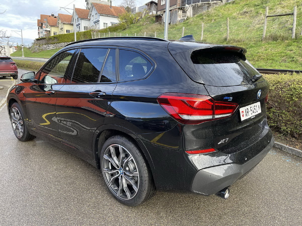 BMW X1 25e, Plug-in-Hybrid Benzin/Elektro, Occasion / Gebraucht, Automatik - 7
