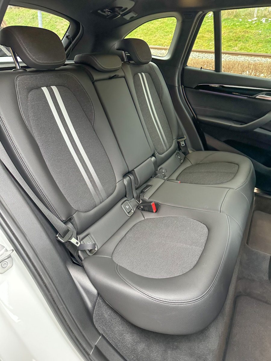 BMW X1 25e, Hybride Rechargeable Essence/Électricité, Occasion / Utilisé, Automatique - 4