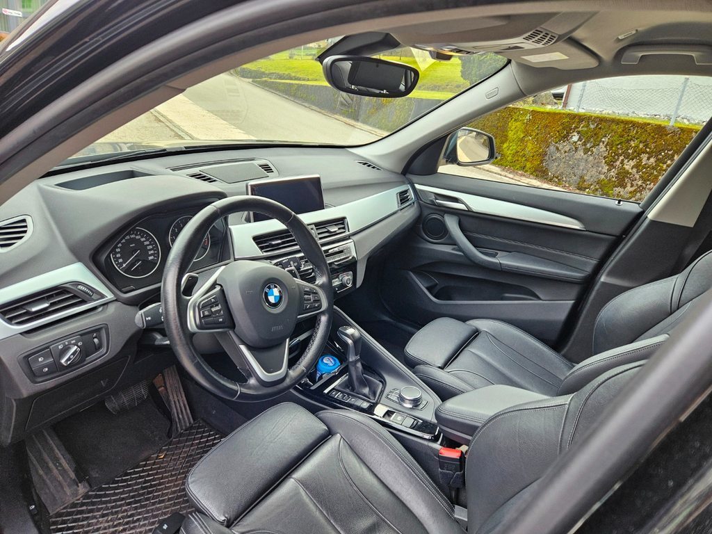 BMW X1 F48 20i xDrive SAG, Benzin, Occasion / Gebraucht, Automatik - 6